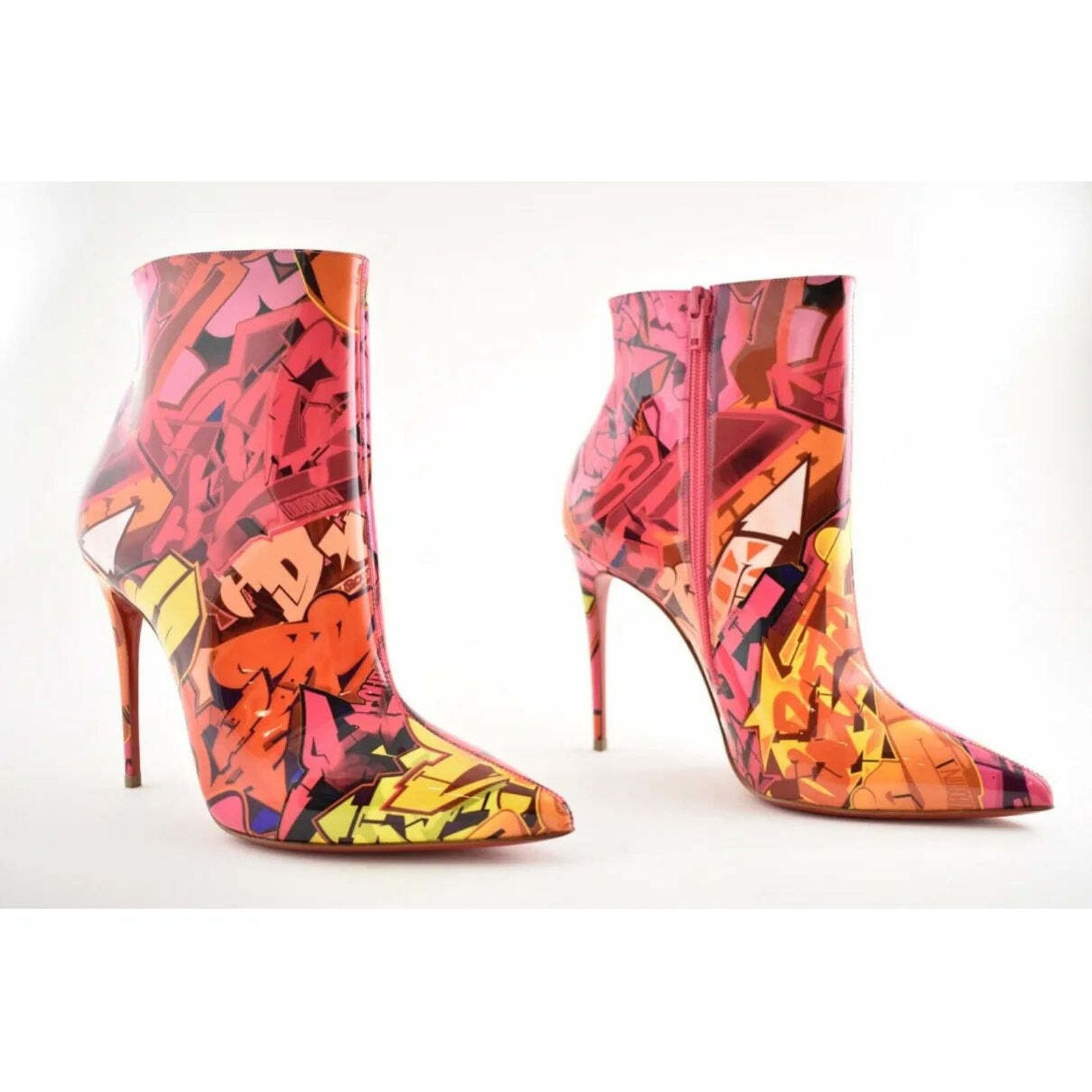 Christian Louboutin Christian Louboutin So Kate Booty 100 Patent Metrograf Heel Size US 6 / IT 36 - 2 Thumbnail