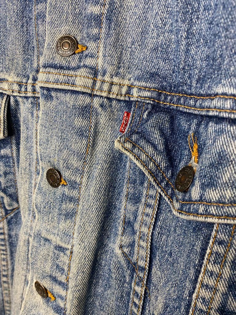 Designer Vintage 90s Deer Tracker Levis Medium Wash Denim Jacket Size US L / EU 52-54 / 3 - 5 Thumbnail