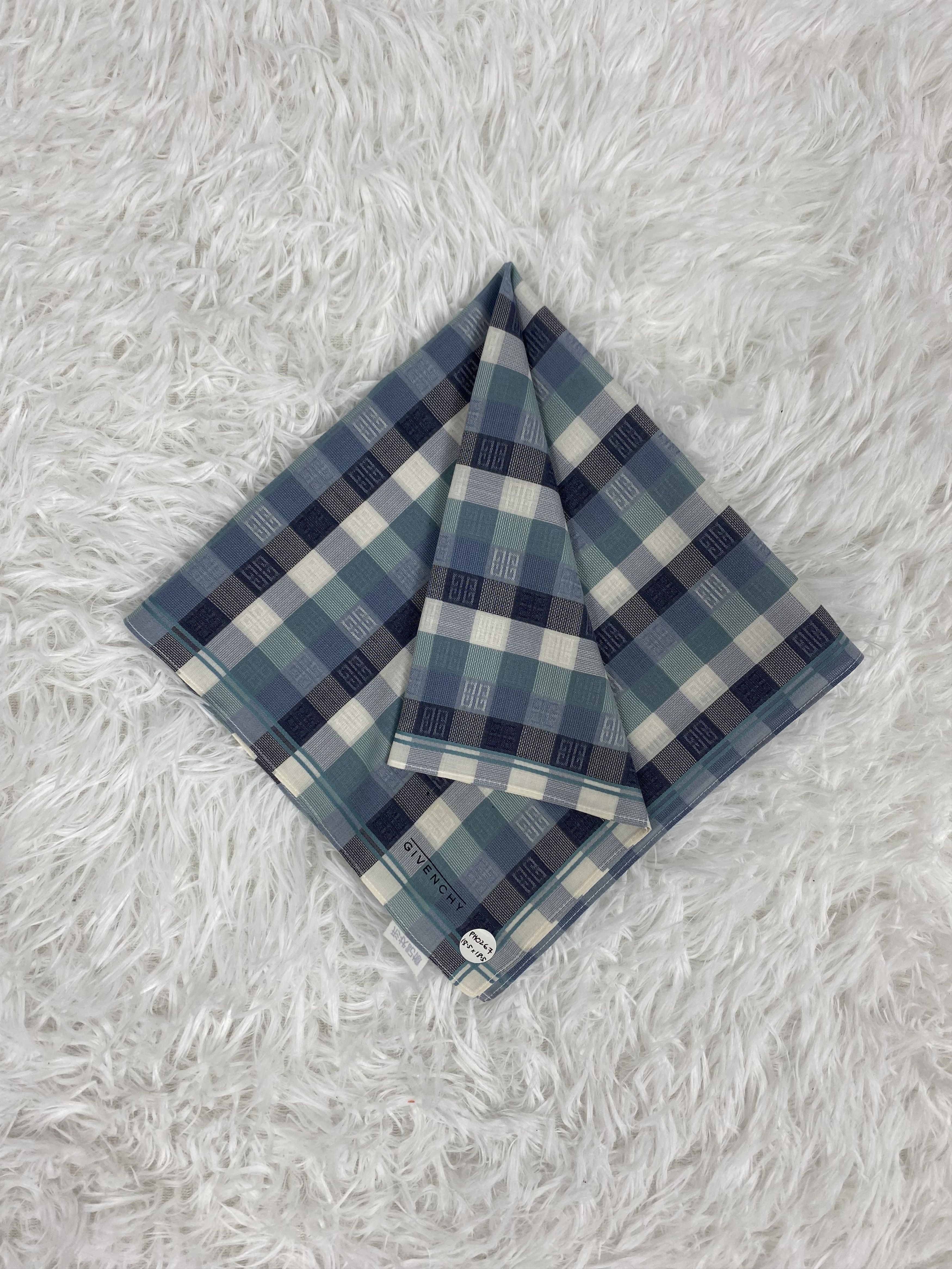 Vintage Vintage Givenchy Handkerchief Neckerchief PH0267 Size ONE SIZE - 1 Thumbnail