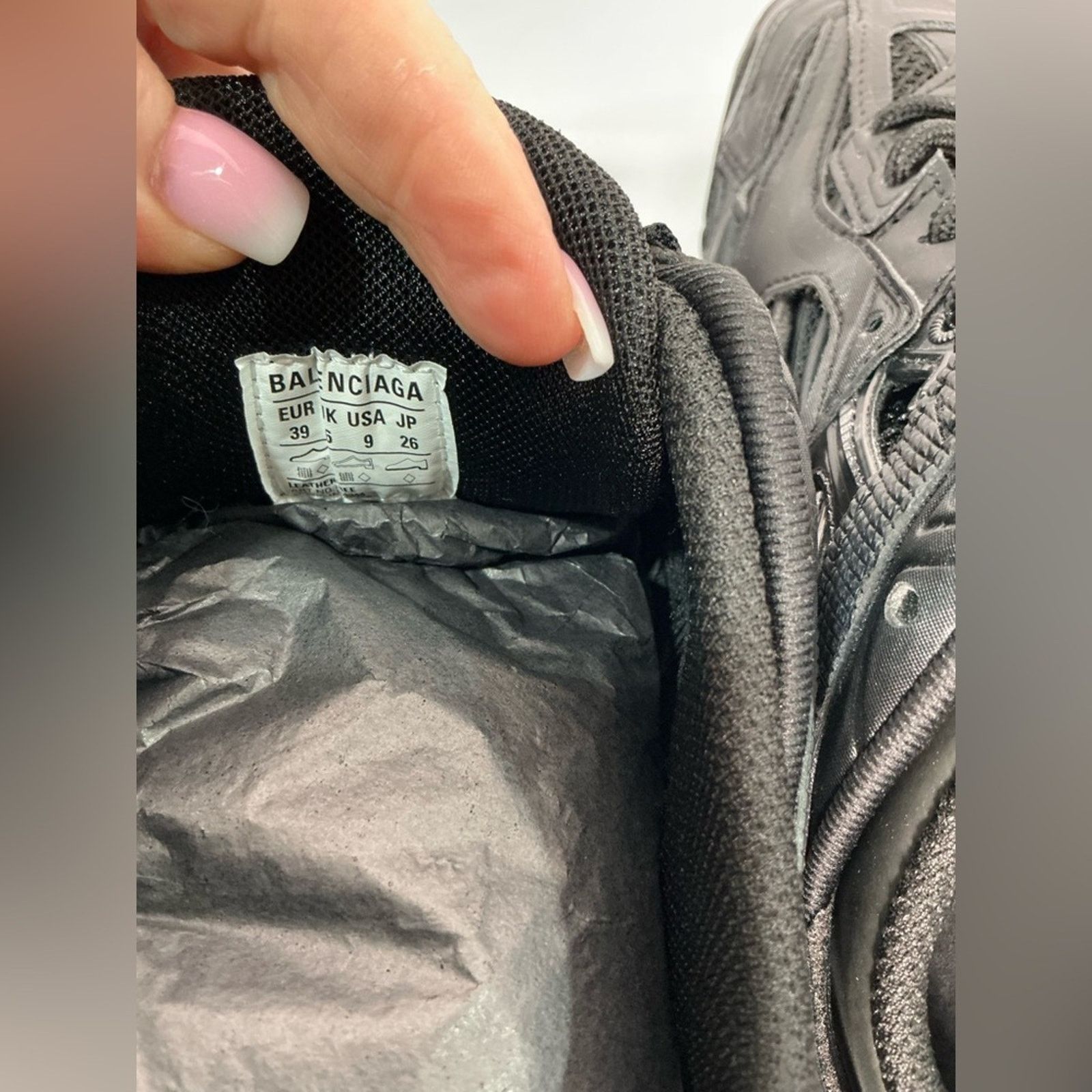 Balenciaga Balenciaga Drive Dark Charcoal Athletic Sneakers Women’s 39 Size US 9.5 / IT 39.5 - 11 Thumbnail
