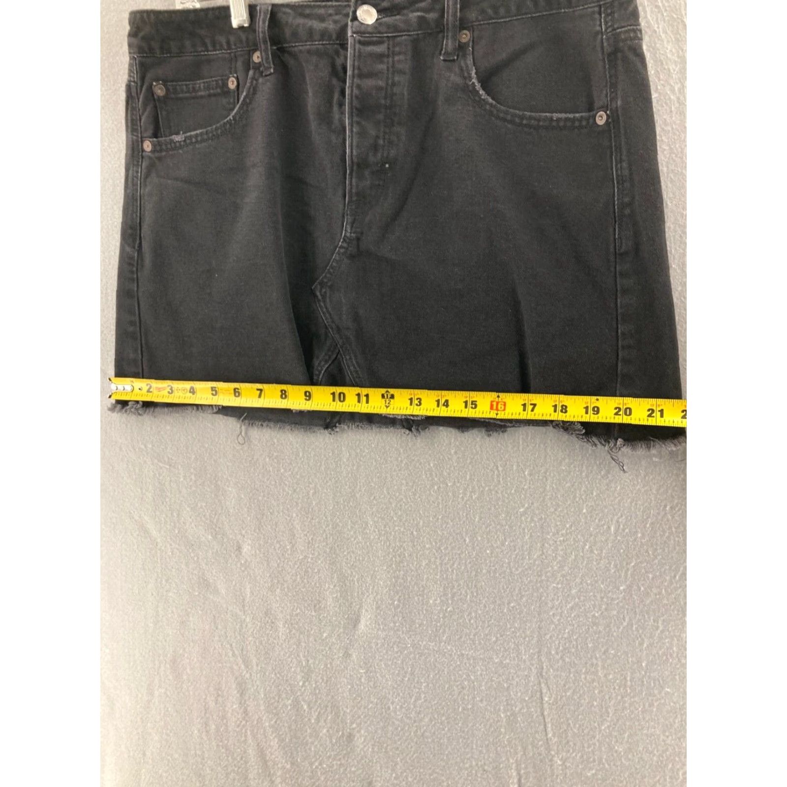 American Eagle Outfitters American Eagle Outfitters Black Denim Mini Skirt Womens Size 14 High Rise Button Fly City Festival Gothic Size 36" / US 14 / IT 50 - 3 Thumbnail