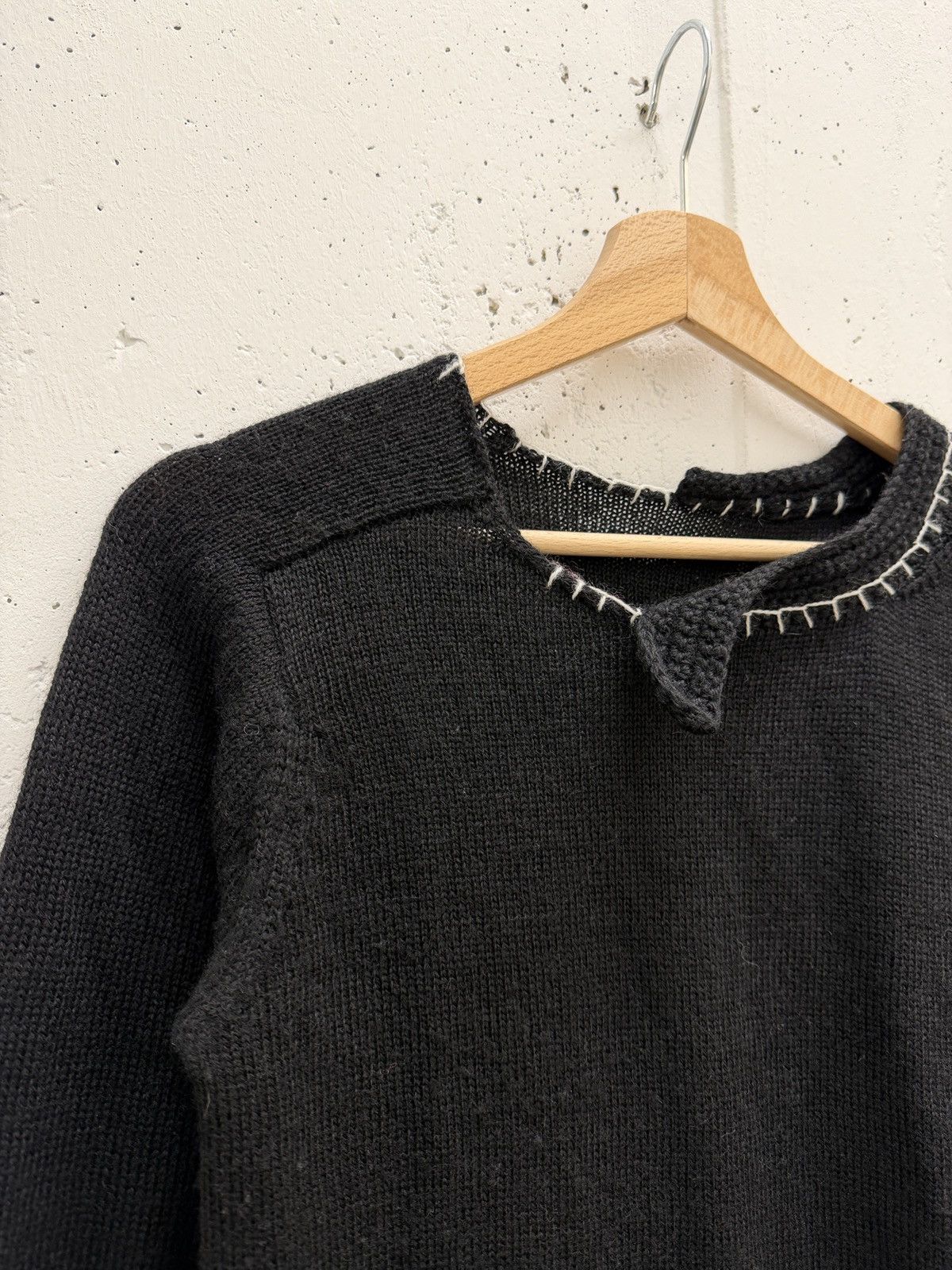 Yohji Yamamoto Yohji Yamamoto Distressed Stitch Asymmetrical Knit Sweater Size M / US 6-8 / IT 42-44 - 3 Thumbnail