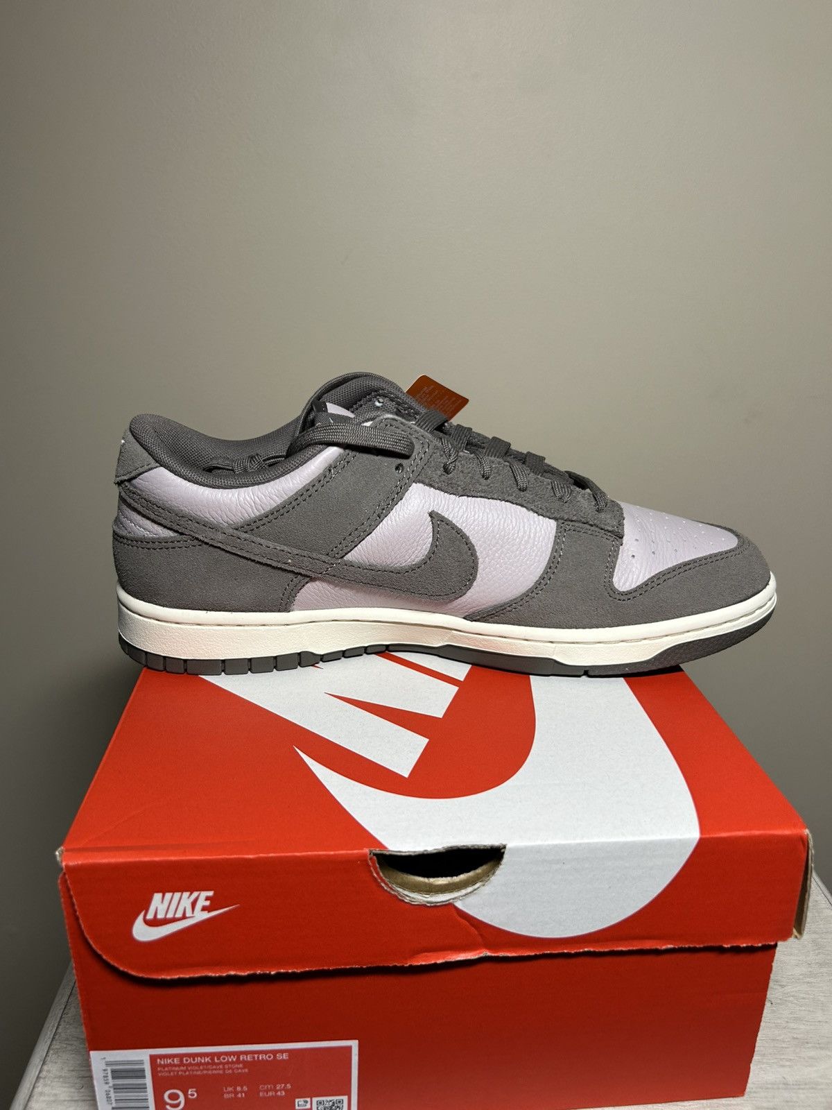 Nike Nike Dunk Low SE ‘Platinum Violet Cave Stone’ Size US 9.5 / EU 42-43 - 2 Thumbnail