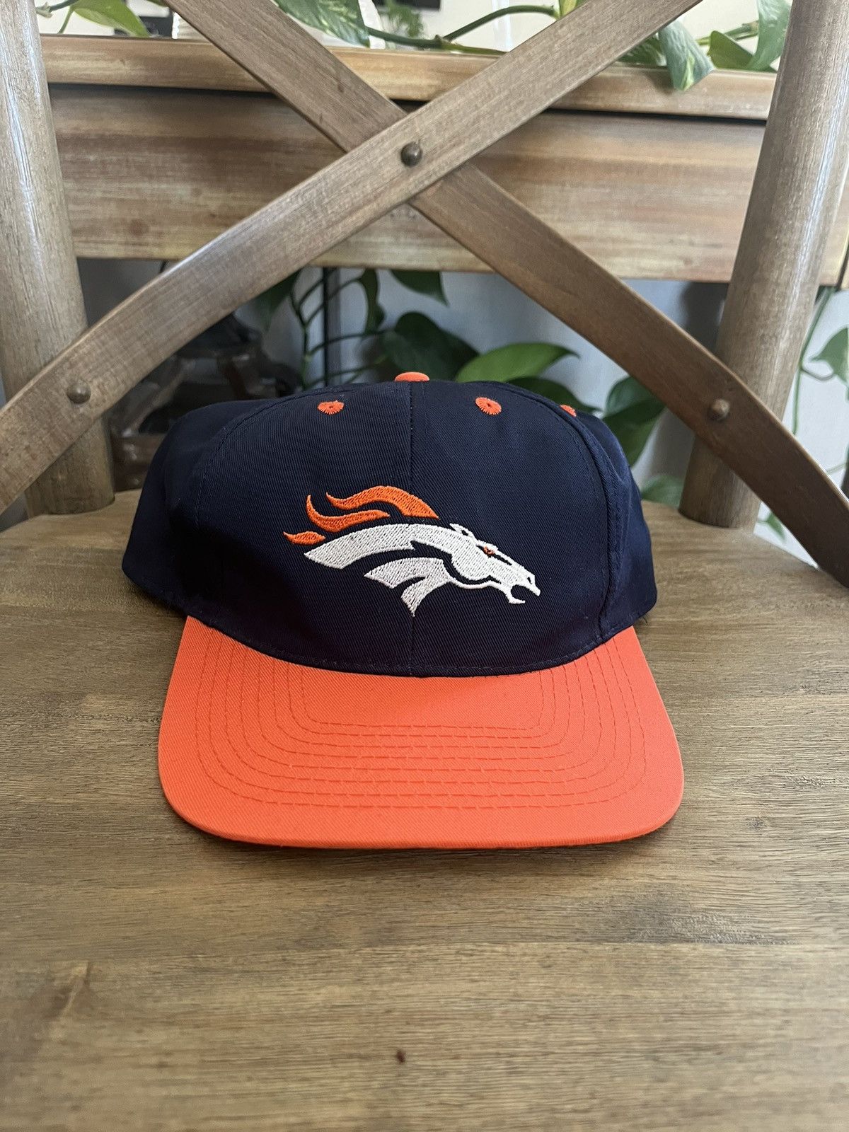 NFL × Vintage Vintage 90s Denver Broncos SnapBack Hat Game Day Size ONE SIZE - 1 Thumbnail