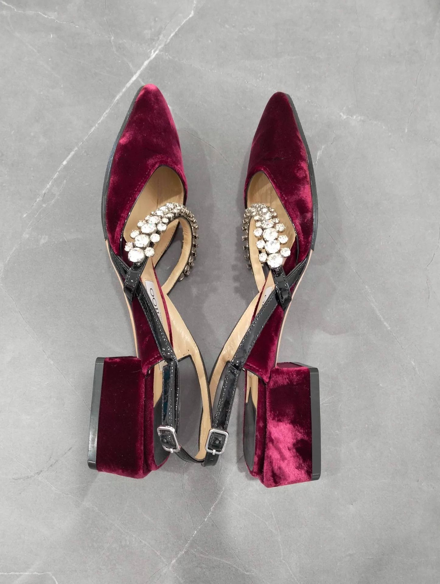 Jimmy Choo Jimmy Choo Burgundy Velvet Crystal Pumps Women's 35.5 Size US 5 / IT 35 - 3 Thumbnail