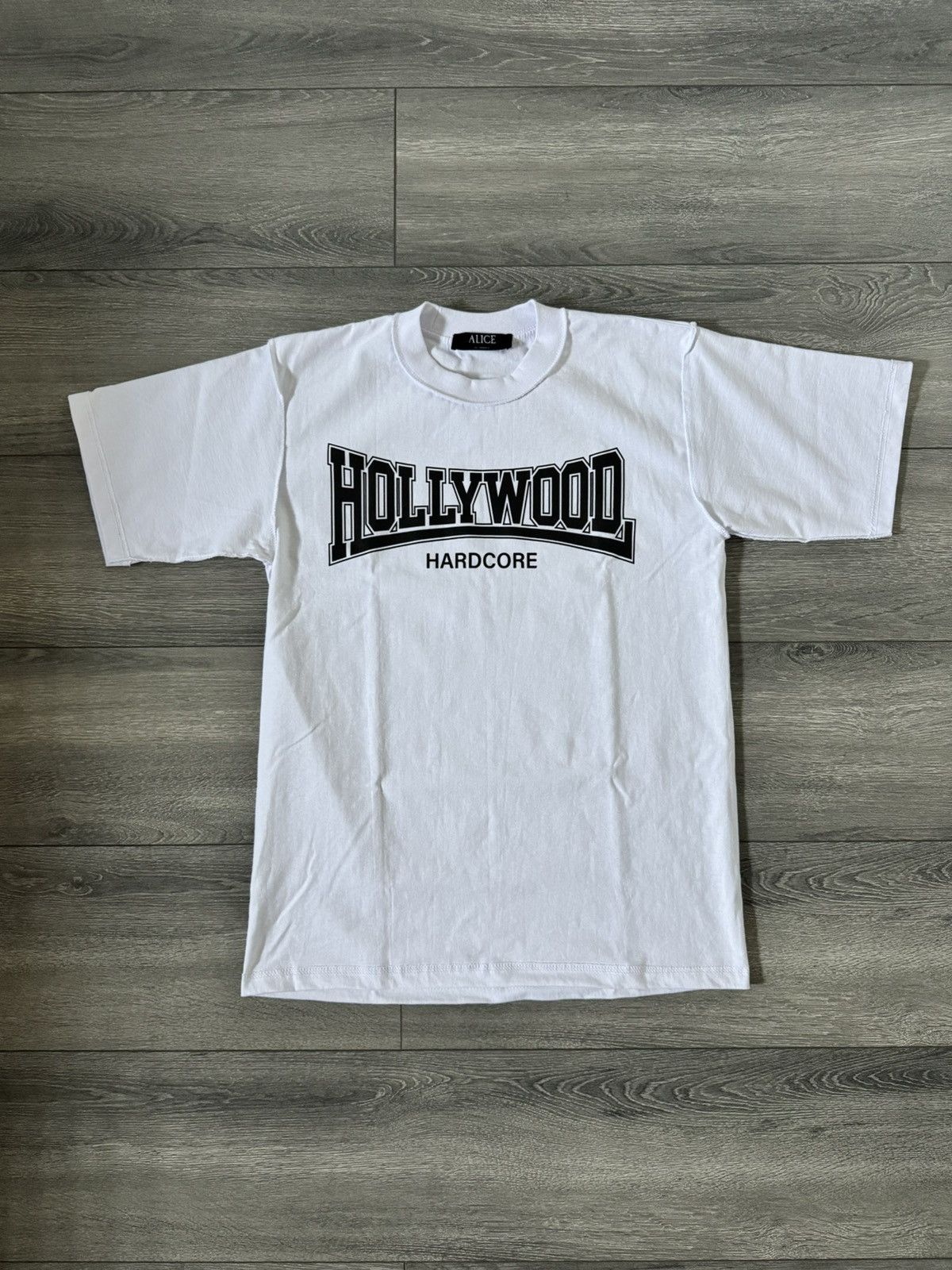 【MIKADO着用】ALICE Hollywood Tシャツ Mサイズ Alice Hollywood HOLLYWOOD Tee White | Grailed