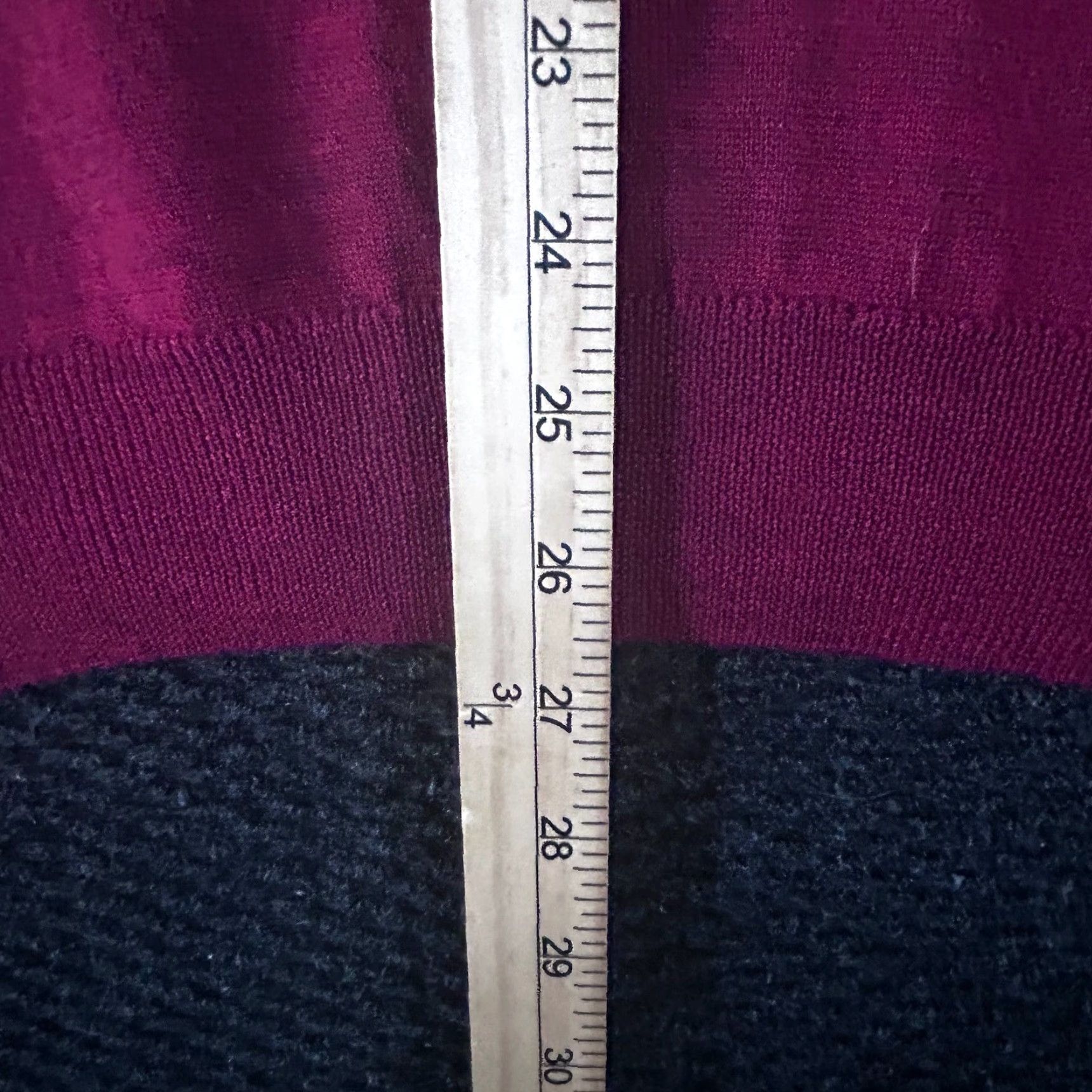 Vintage VINTAGE Black Brown 1826 V-Neck Sweater Mens L Burgundy 100% Merino Wool Made in Italy Knit Pullover Long Sleeve Ribbed Cuffs & Hem Hand Wash Only Size US L / EU 52-54 / 3 - 5 Thumbnail