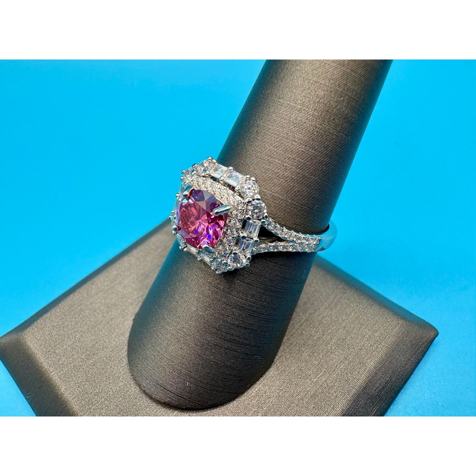 Jewelry New 2CT Pink & White Moissanite Ring in 925 Silver -Sz. 8.25 Size ONE SIZE - 2 Thumbnail