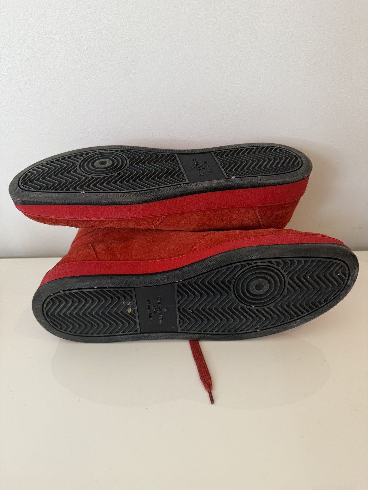 Louis Vuitton Louis Vuitton Red Suede High-Top sneakers Size US 11.5 / EU 44-45 - 3 Thumbnail