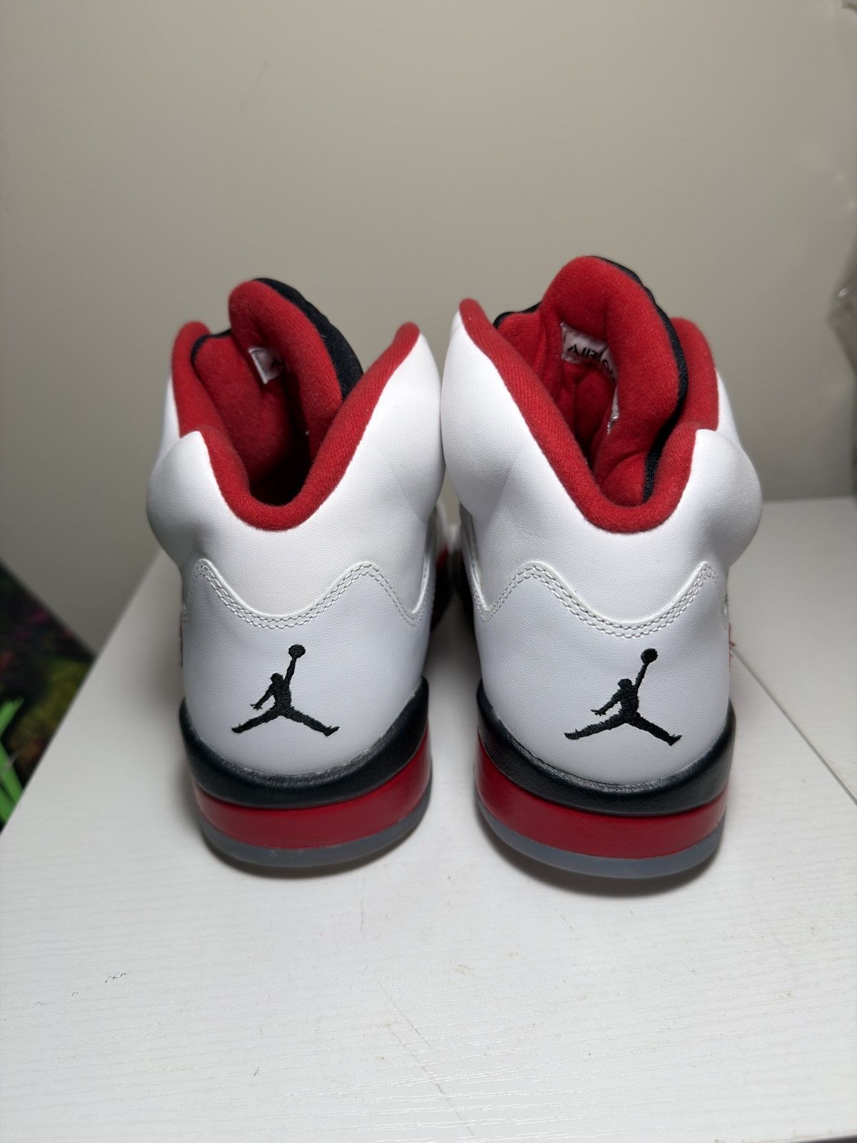 Nike Air Jordan Retro 5 “Fire Red” 2013 NEW Size US 10.5 / EU 43-44 - 9 Thumbnail