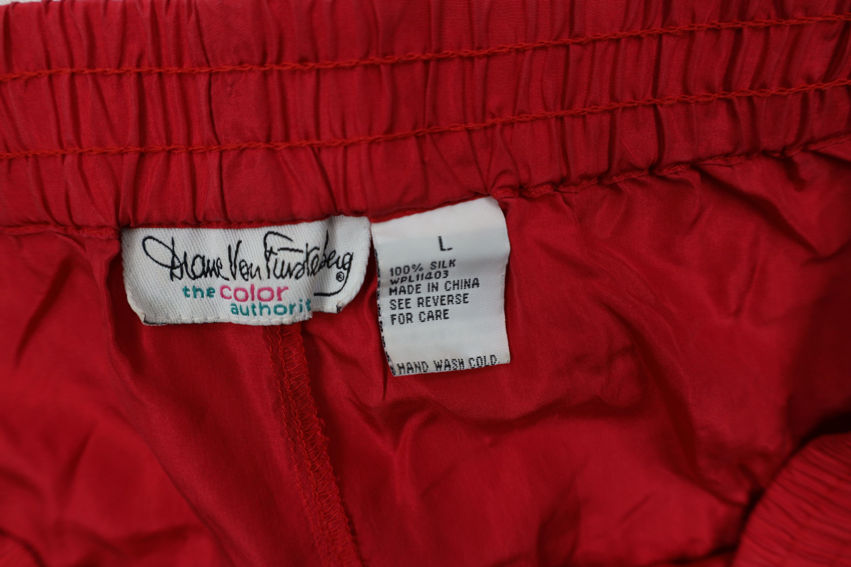 Diane von Furstenberg Vintage 90s Diane von Furstenberg Silk Loungewear Pants Red Size 36" / US 14 / IT 50 - 7 Thumbnail