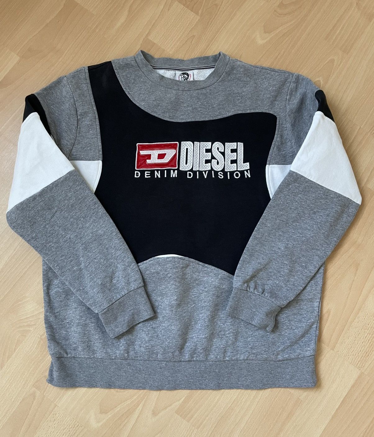 Diesel Diesel Sweatshirt Vintage Size US M / EU 48-50 / 2 - 1 Thumbnail