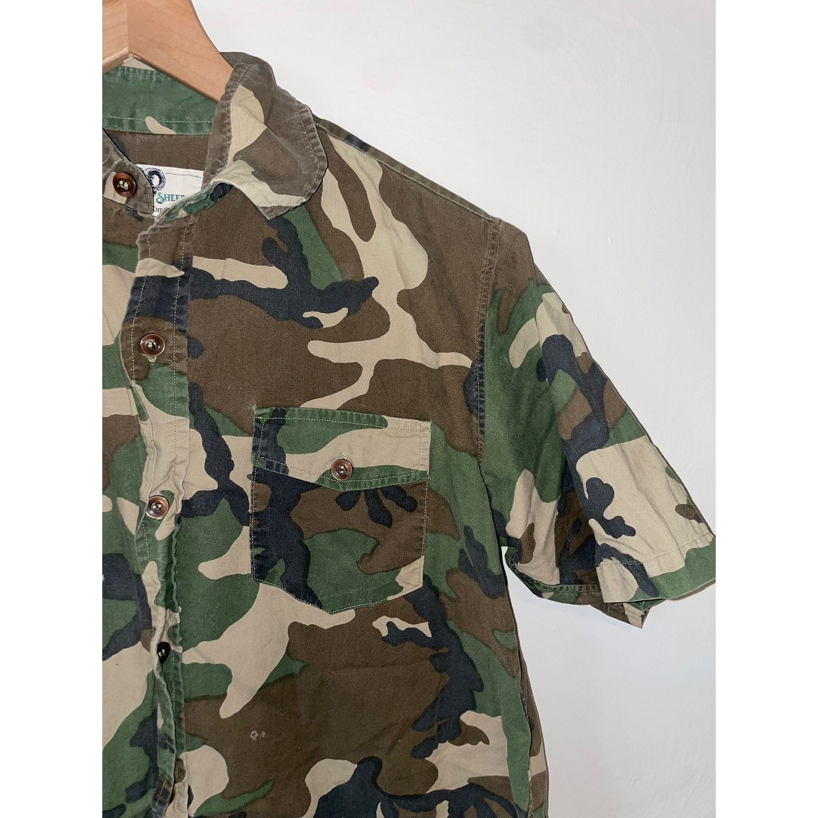Black Sheep Vintage Camo Button Up Shirt Black Sheep Green Medium Size US M / EU 48-50 / 2 - 2 Thumbnail