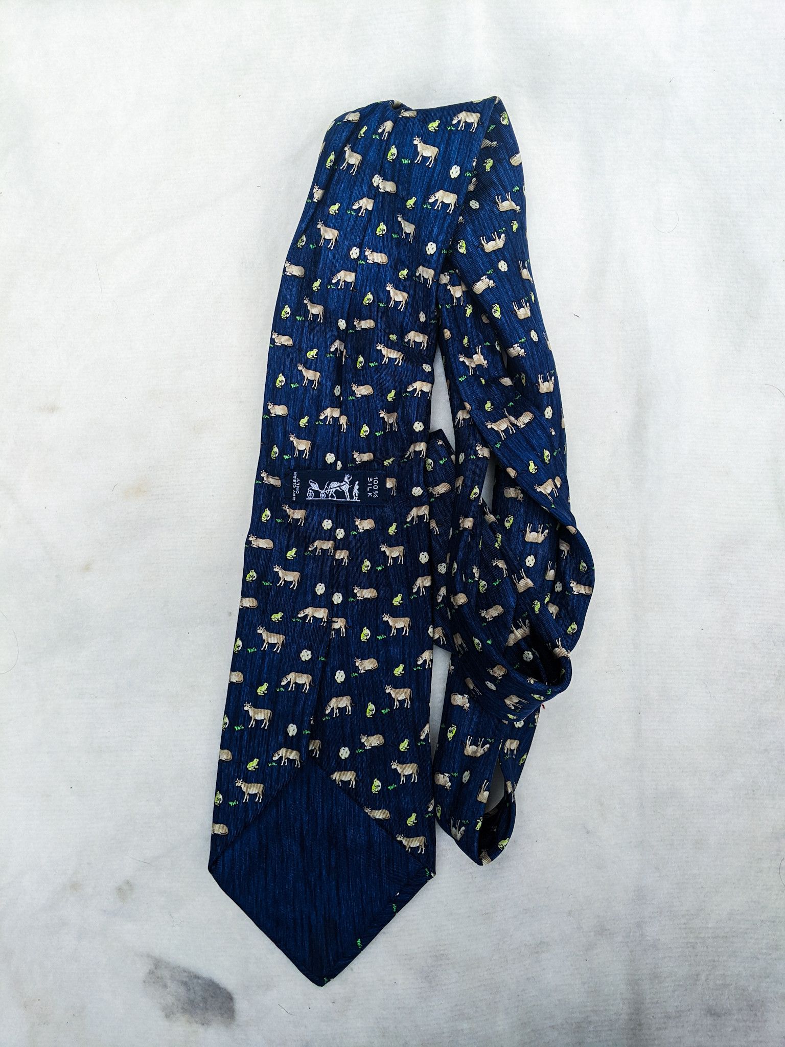 Hermes ❗Rare❗Vintage Hermes Cow & Frog Silk Neck Tie Size ONE SIZE - 4 Thumbnail