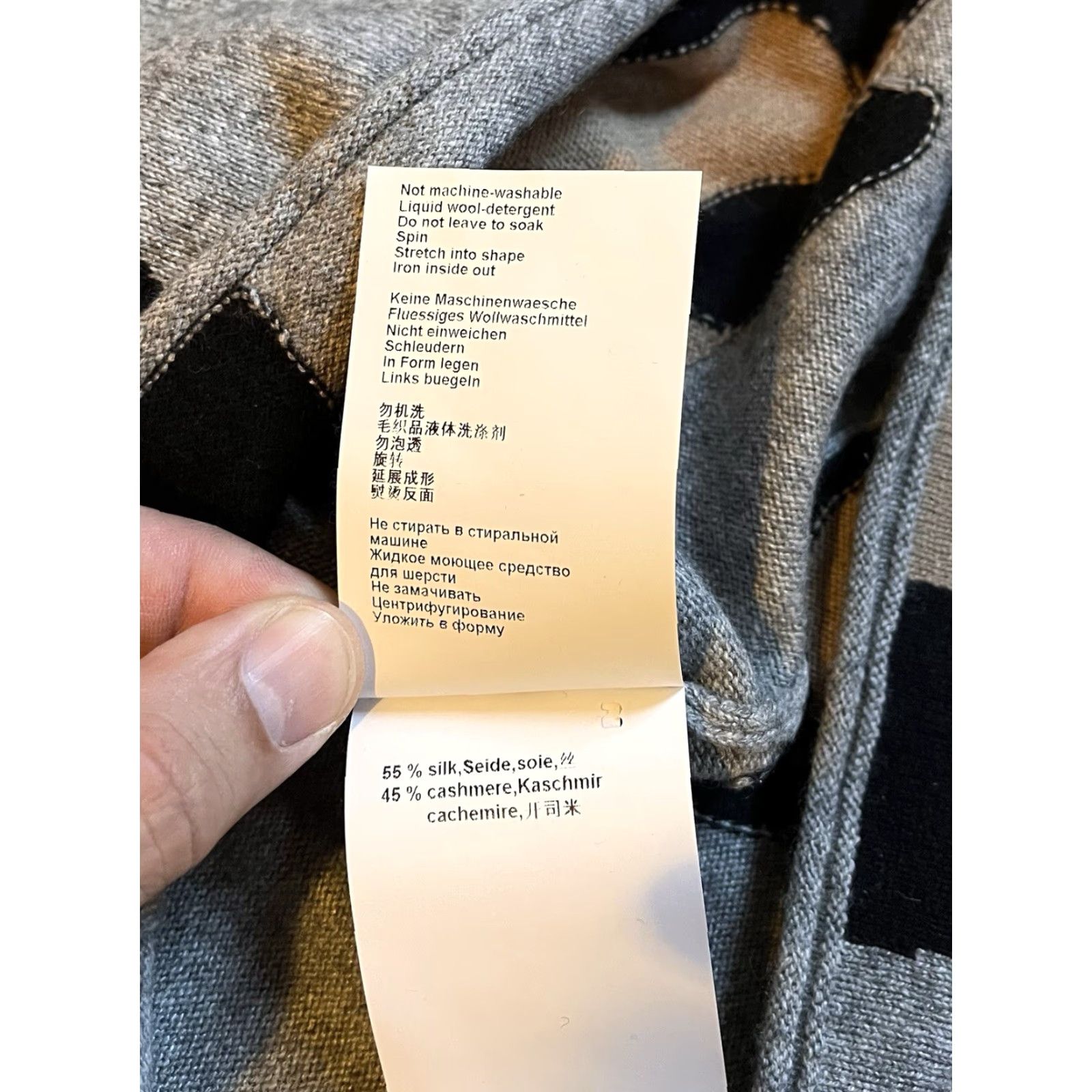 Vintage MarcCain Animal Print Spot Sweater Women’s 8 Cashmere Silk Crew Neck Long Sleeve Gray 36” Chest 21” Shoulder to Hem Women Mens? Size M / US 6-8 / IT 42-44 - 6 Thumbnail