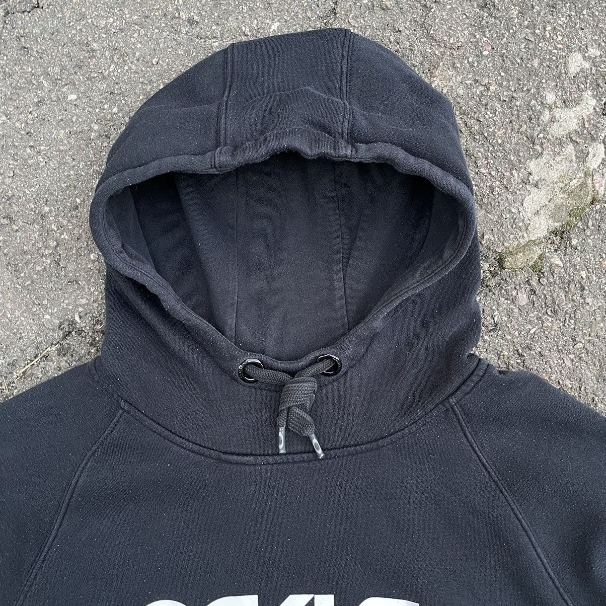 Oakley Vintage Oakley Hoodie Big Logo Sweater Y2K 90s Streetwear Size US M / EU 48-50 / 2 - 7 Thumbnail