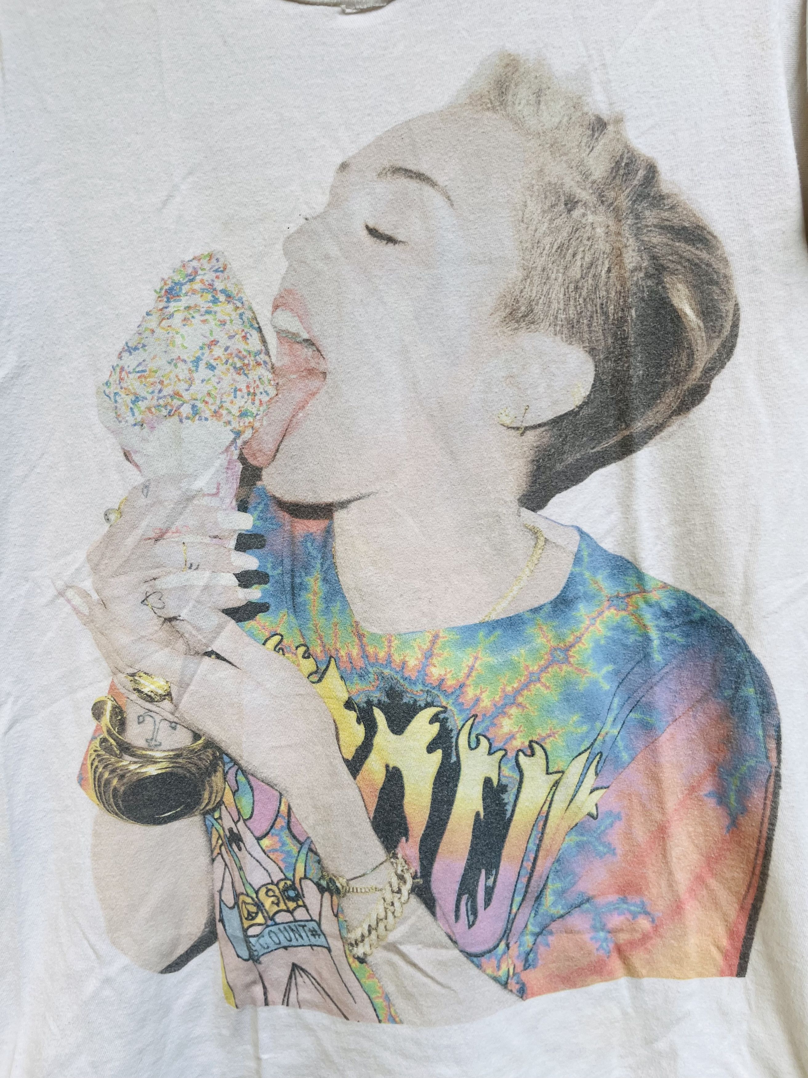 Japanese Brand × Vintage Vintage Lady Gaga Suck Your Icecream Designer Style Size US M / EU 48-50 / 2 - 3 Thumbnail
