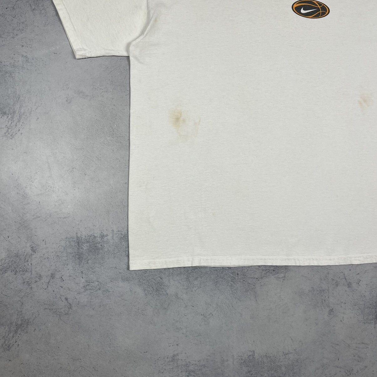 Nike Vintage Nike Basketball y2k distressed T shirt 90’s Size US M / EU 48-50 / 2 - 14 Thumbnail