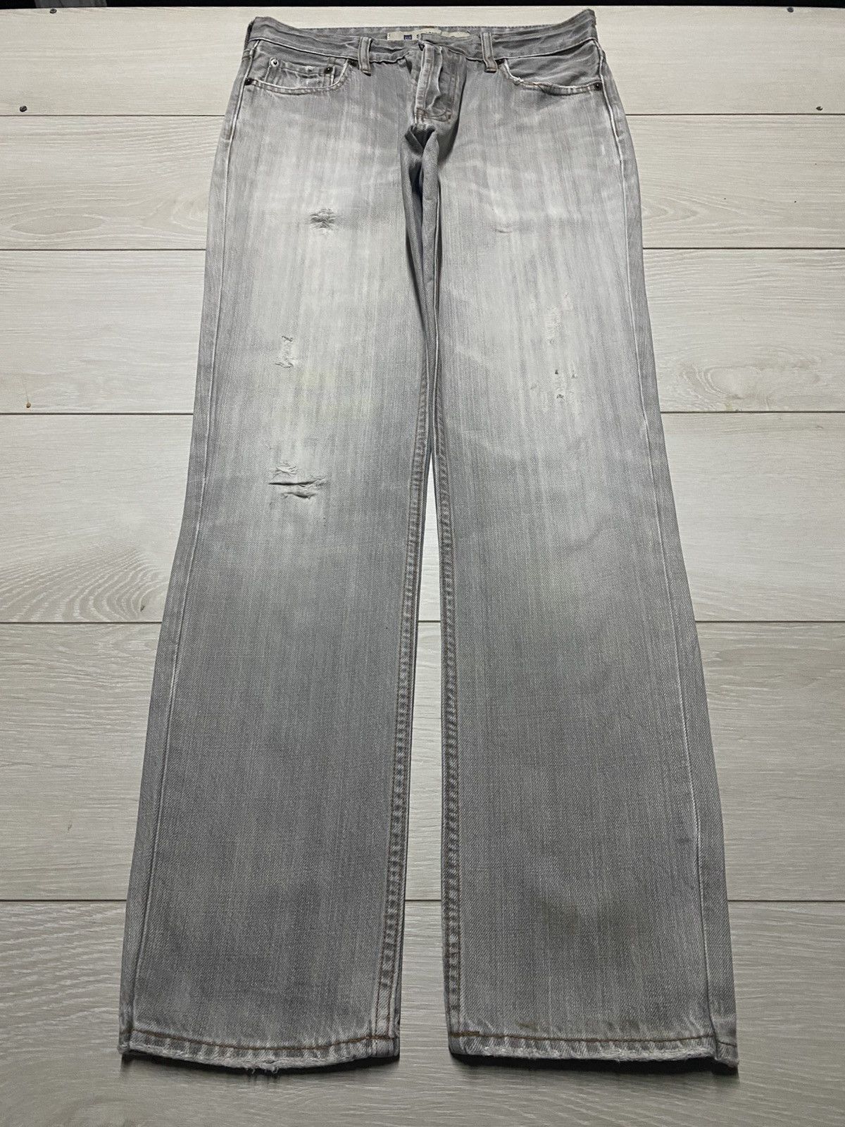 Gap Vintage Gap Denim Grey Distressed Slim Fit Jeans Size US 30 / EU 46 - 1 Thumbnail