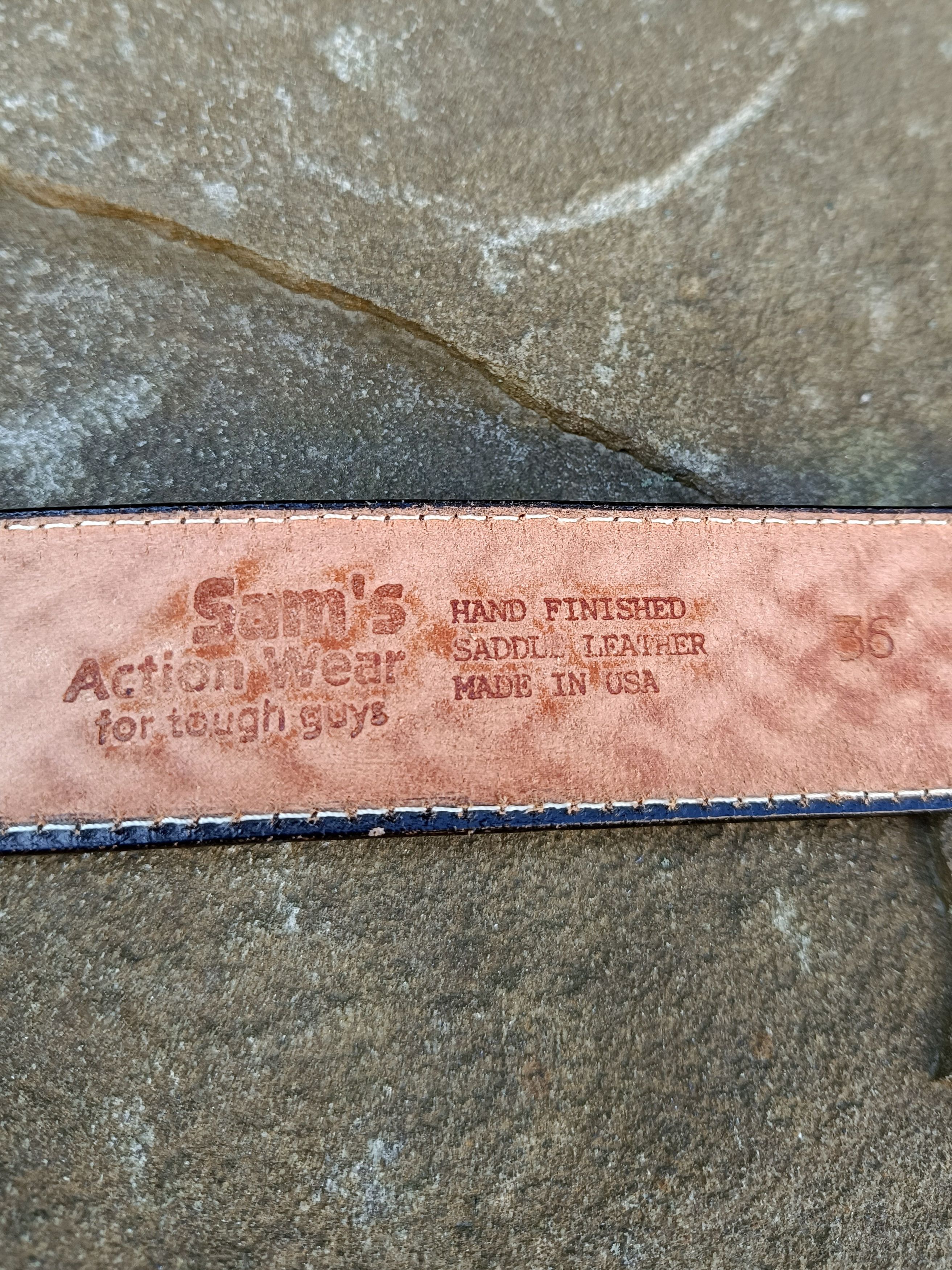 Vintage Vintage trucker belt buckle 1983 Truckers Move America Size 36 - 12 Thumbnail