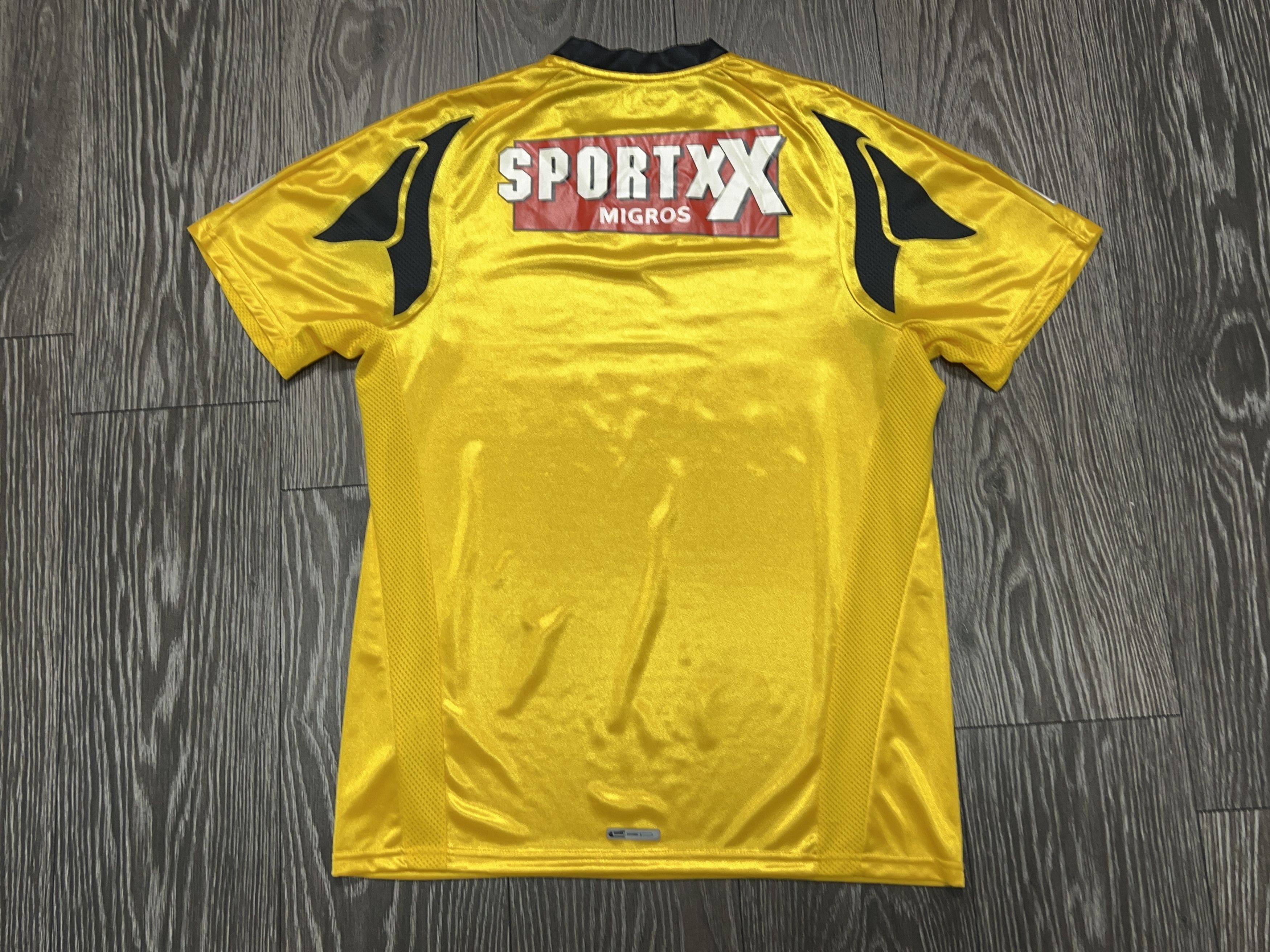 Puma BSC Young Boys 2007 2008 Football Soccer Shirt Jersey Size L Size US L / EU 52-54 / 3 - 11 Thumbnail