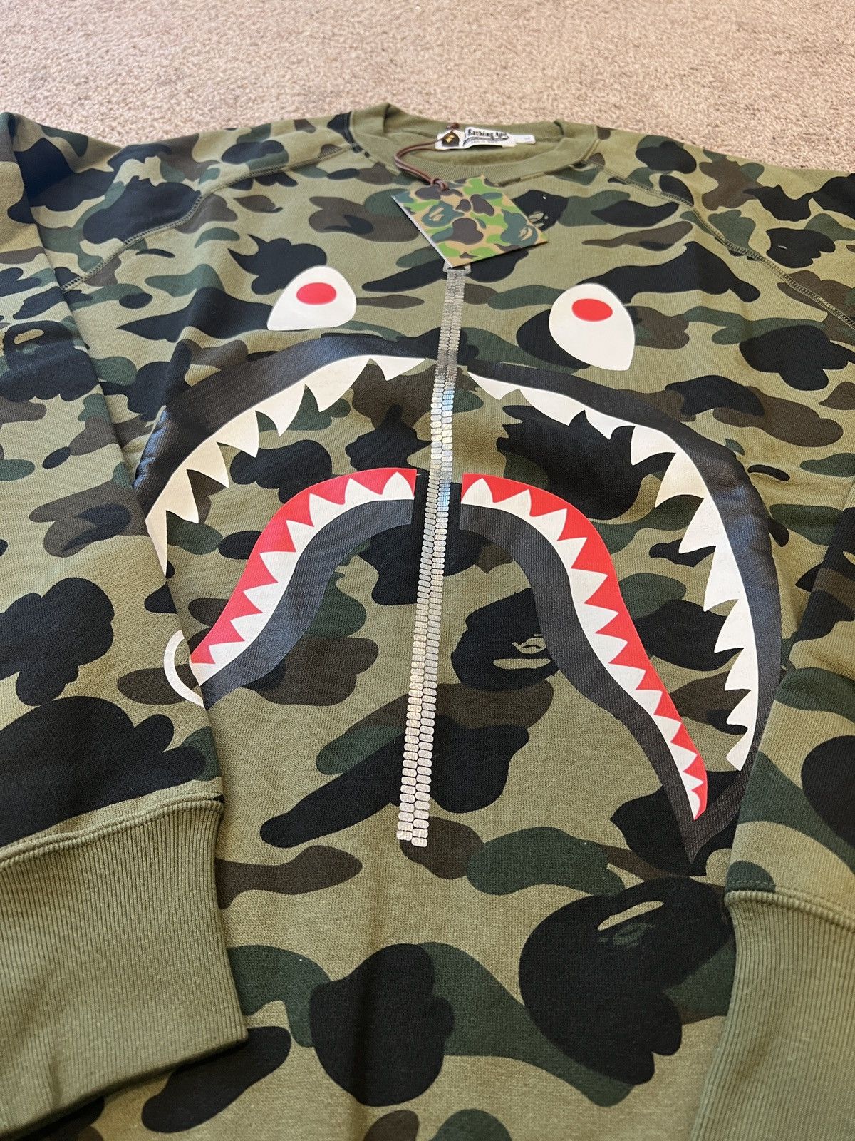 Bape 1st Camo Shark Crewneck Size US XL / EU 56 / 4 - 3 Thumbnail