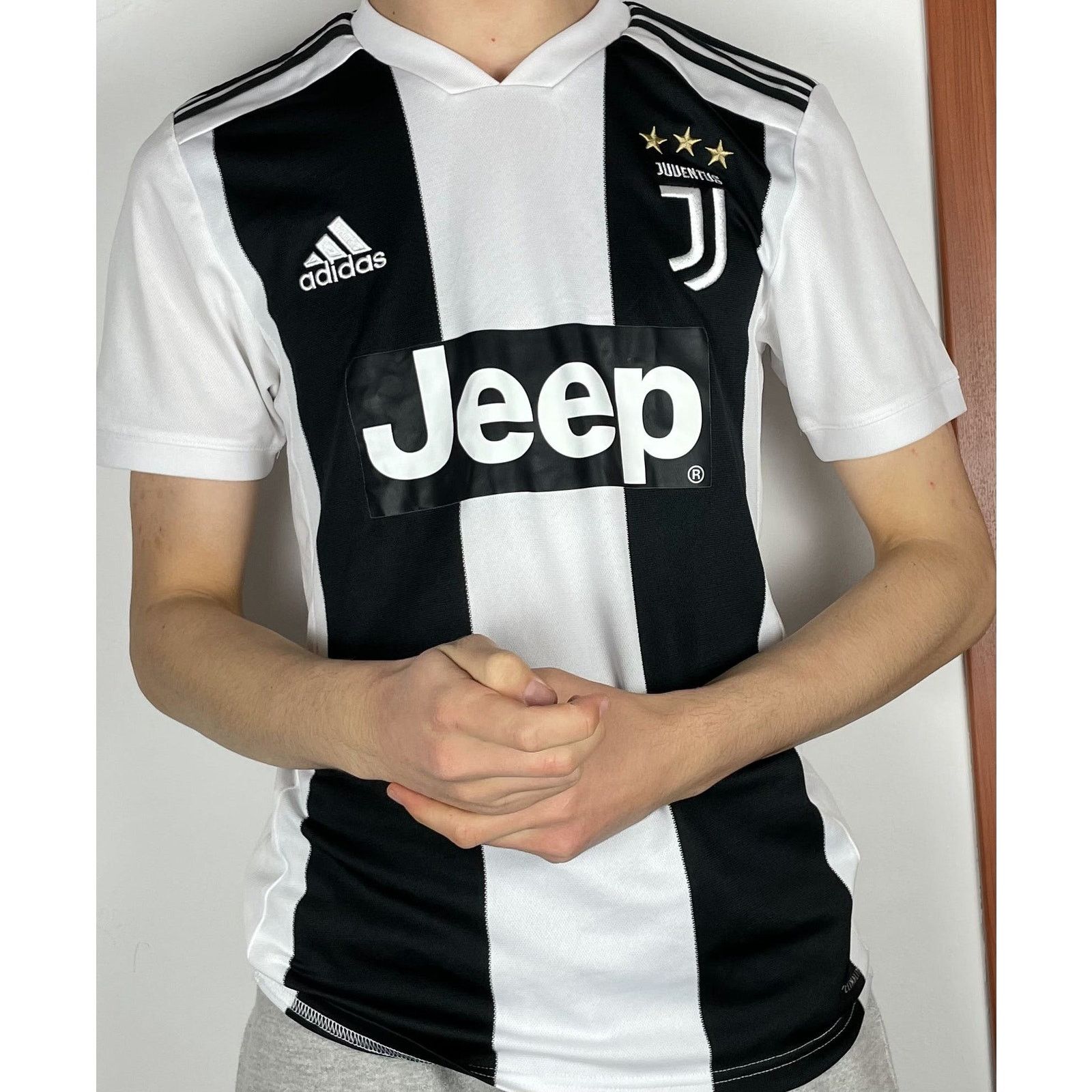 Adidas Adidas Men's Juventus F.C. Cristiano Ronaldo# 7 Jersey XS Size US XS / EU 42 / 0 - 2 Thumbnail