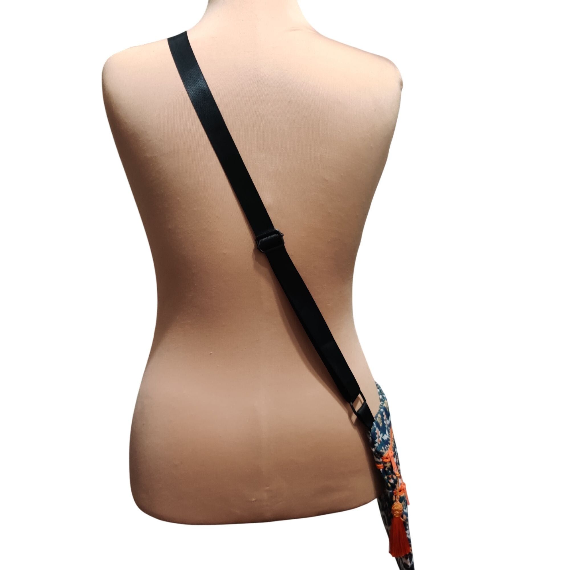 Other Tribal Pattern Crossbody Sling Bag Orange Zipper Tassel Canv Size ONE SIZE - 3 Thumbnail