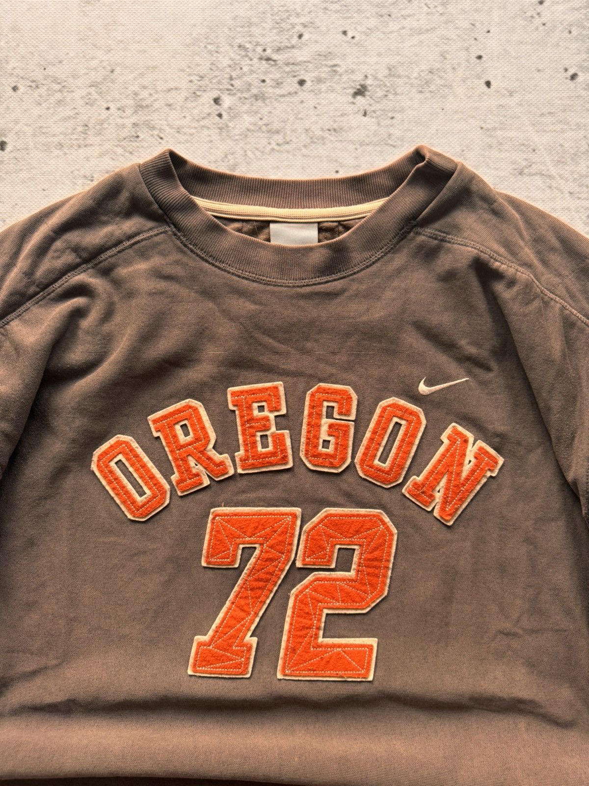 Nike × Vintage NIKE OREGON VINTAGE CENTER LOGO OVERSIZE BOXY SWEATSHIRT Size US L / EU 52-54 / 3 - 4 Thumbnail