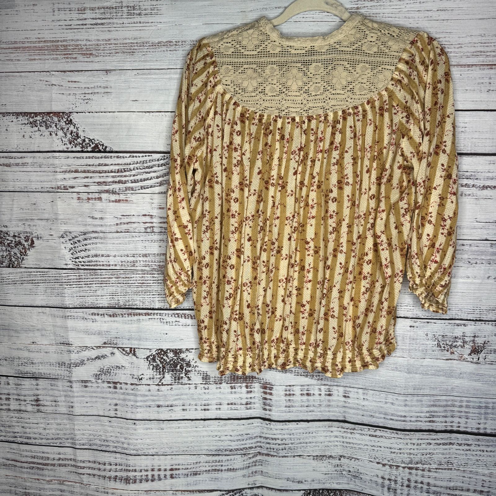 Lucky Brand Lucky Brand Tan Long Sleeve Floral Top Lg Size L / US 10 / IT 46 - 3 Thumbnail