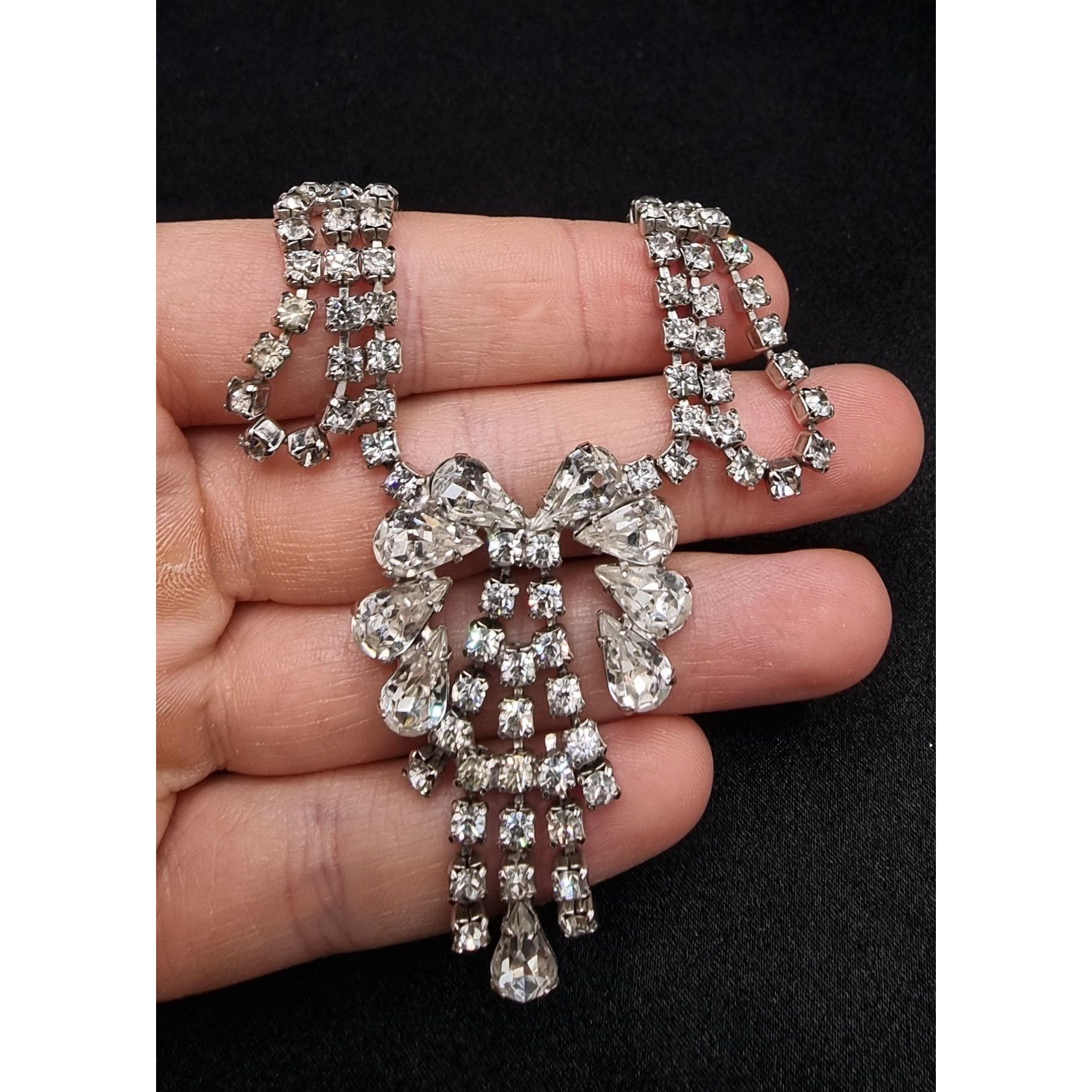 Vintage Vintage 1950's-1960's Rhinestone Choker Necklace Size ONE SIZE - 6 Thumbnail