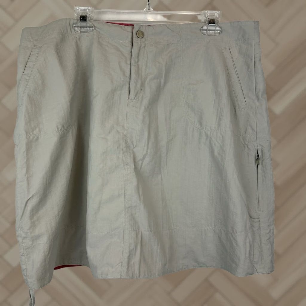 Vintage LL Bean Skirt Womens Mini Khaki Nylon Pockets Casual Active 20 Reg 0GVT5 Size 34" / US 12 / IT 48 - 1 Thumbnail