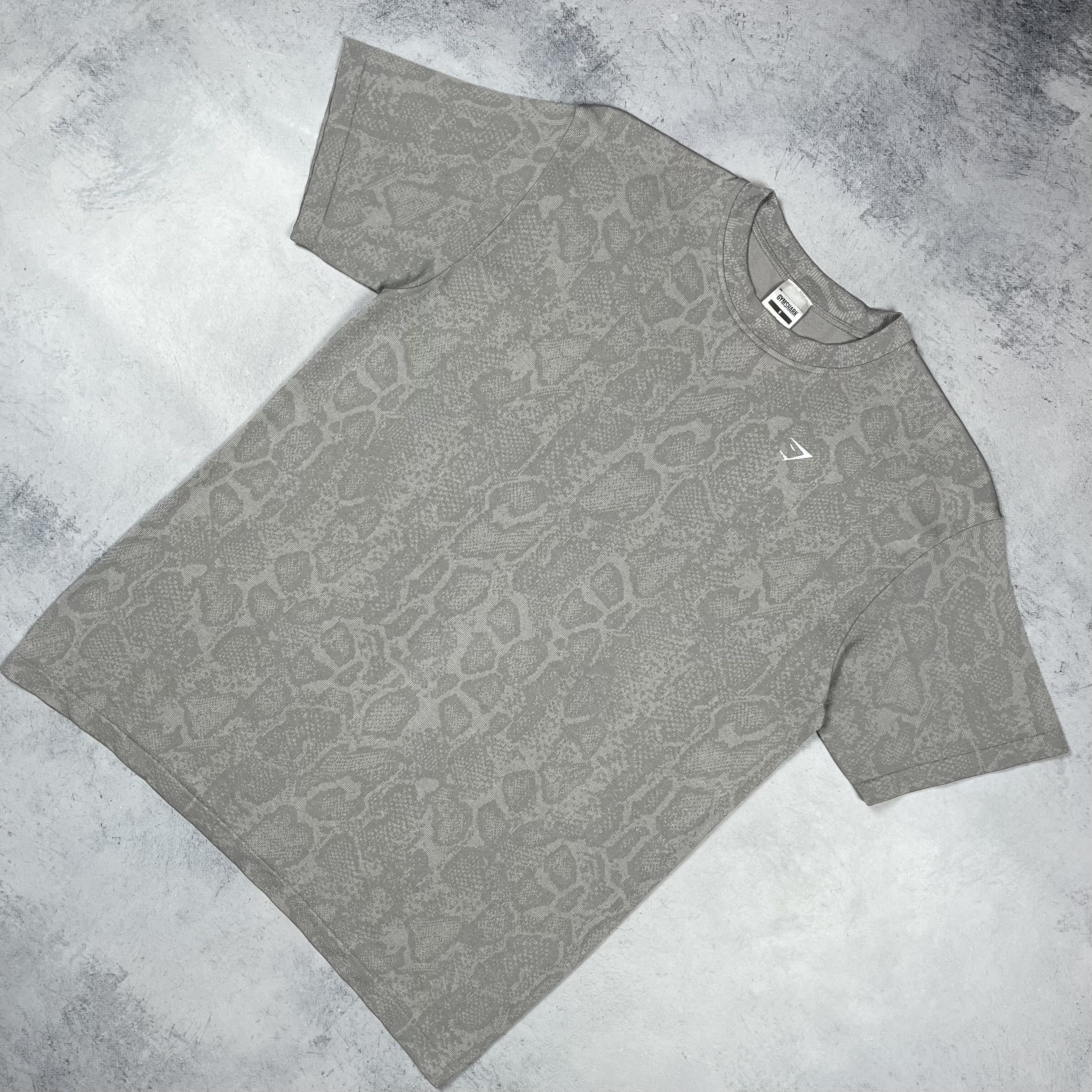 Gymshark Gymshark Snakeskin Pattern Textured T Shirt Size US S / EU 44-46 / 1 - 1 Thumbnail