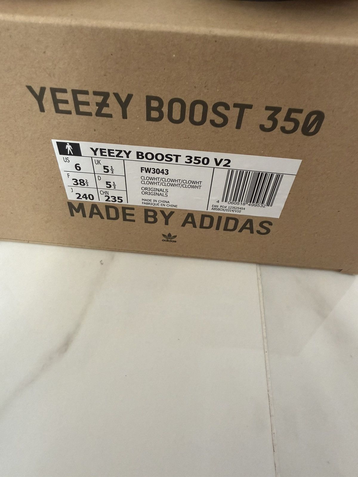 Yeezy Yeezy Boost 350 V2 Cloud White Size US 6 / EU 39 - 8 Thumbnail