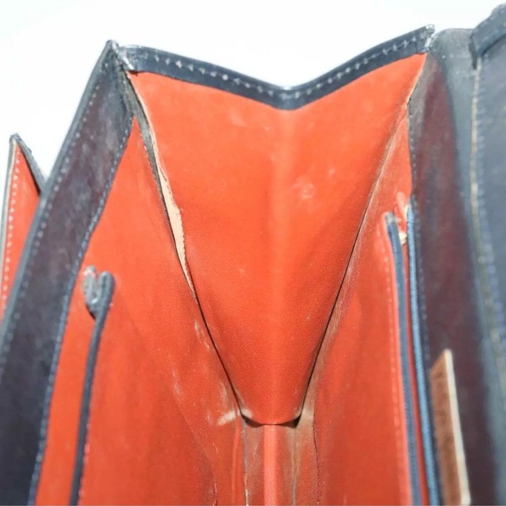 Yves Saint Laurent Yves Saint Laurent Dark Navy Leather Shoulder Bag Size ONE SIZE - 13 Thumbnail