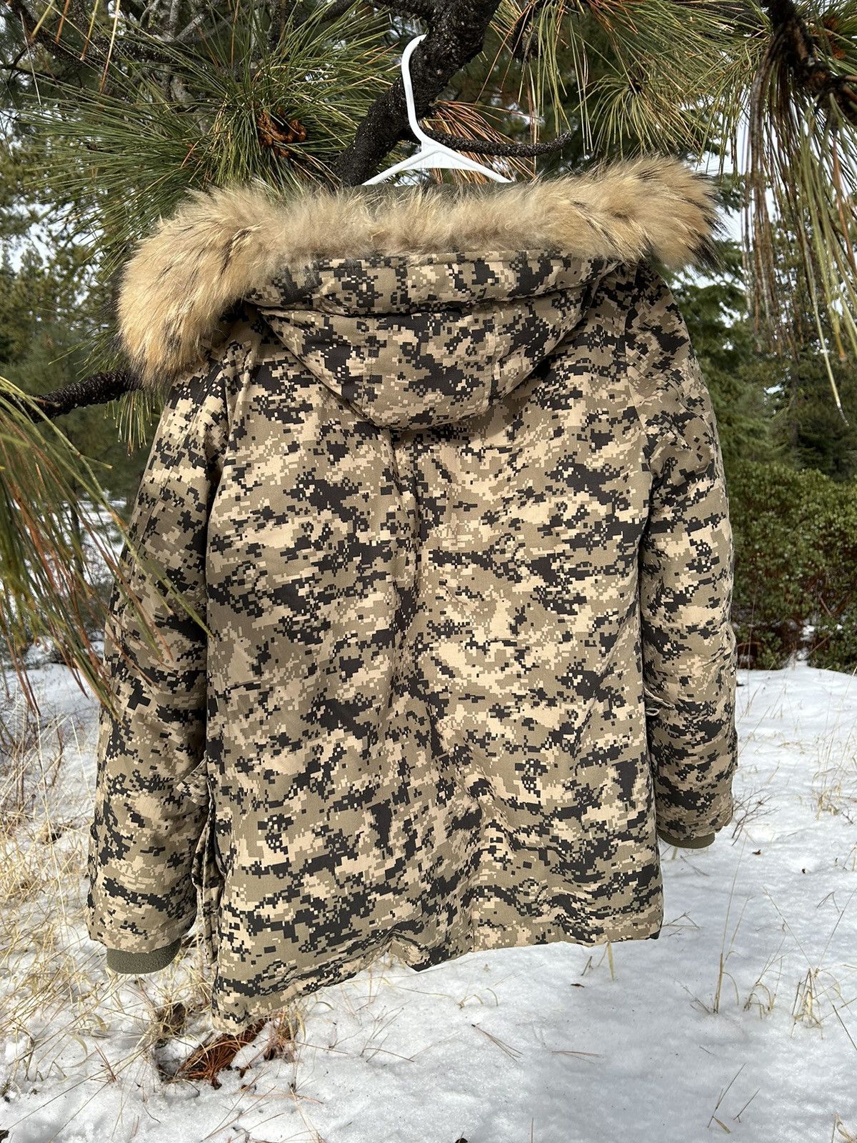 FR2 Fxxking Rabbits Smoking Kills Camo Parka Size US M / EU 48-50 / 2 - 8 Thumbnail