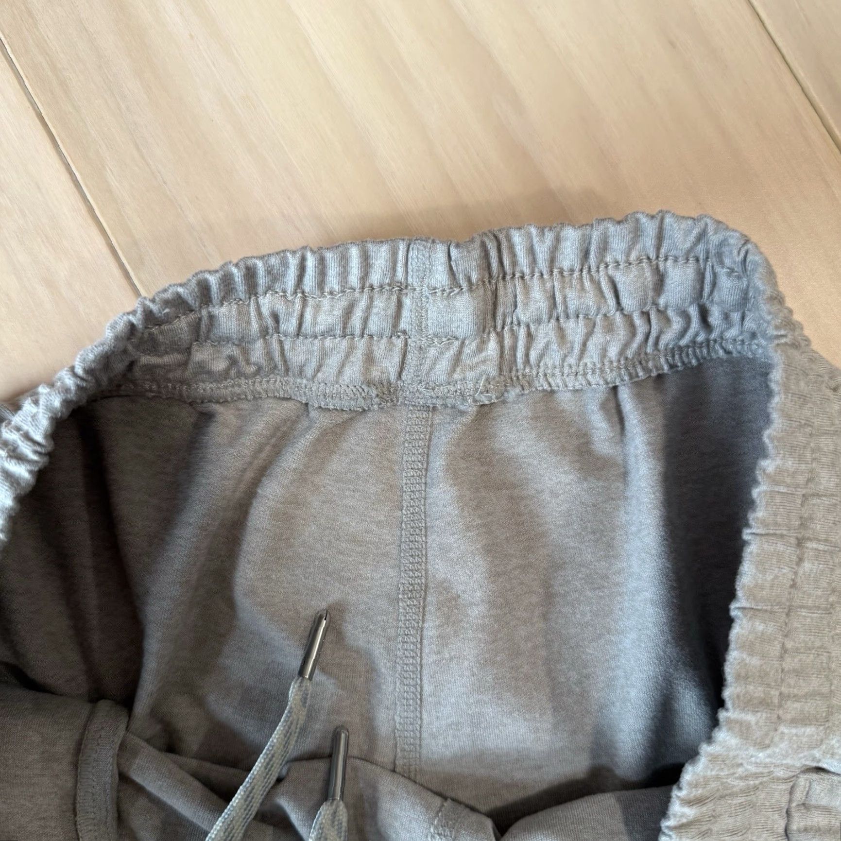 Vuori Vuori Boyfriend Jogger Women's S Beige Comfy Sweatpants Loungewear Yoga Pants Regular Size 28" / US 6 / IT 42 - 5 Thumbnail