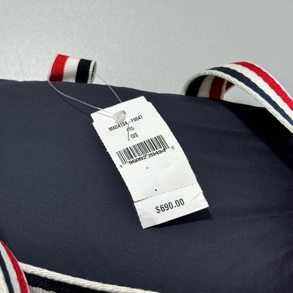 Thom Browne Thom Browne Quilted Nylon Puffer Tote Navy Blue Size ONE SIZE - 2 Thumbnail