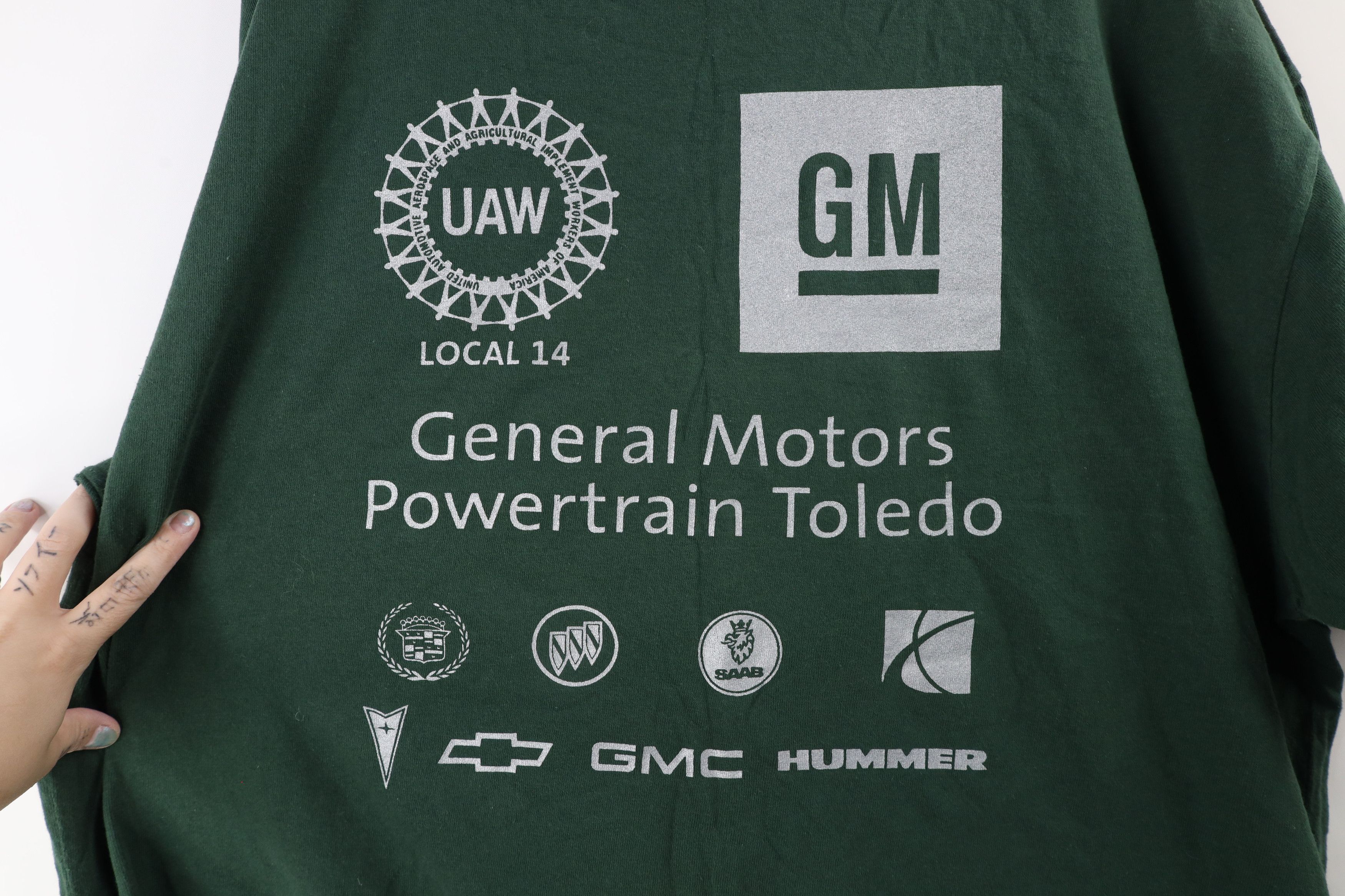 Vintage Vintage Y2K Union Made General Motors Powertrain T-Shirt USA Size US XXL / EU 58 / 5 - 6 Thumbnail
