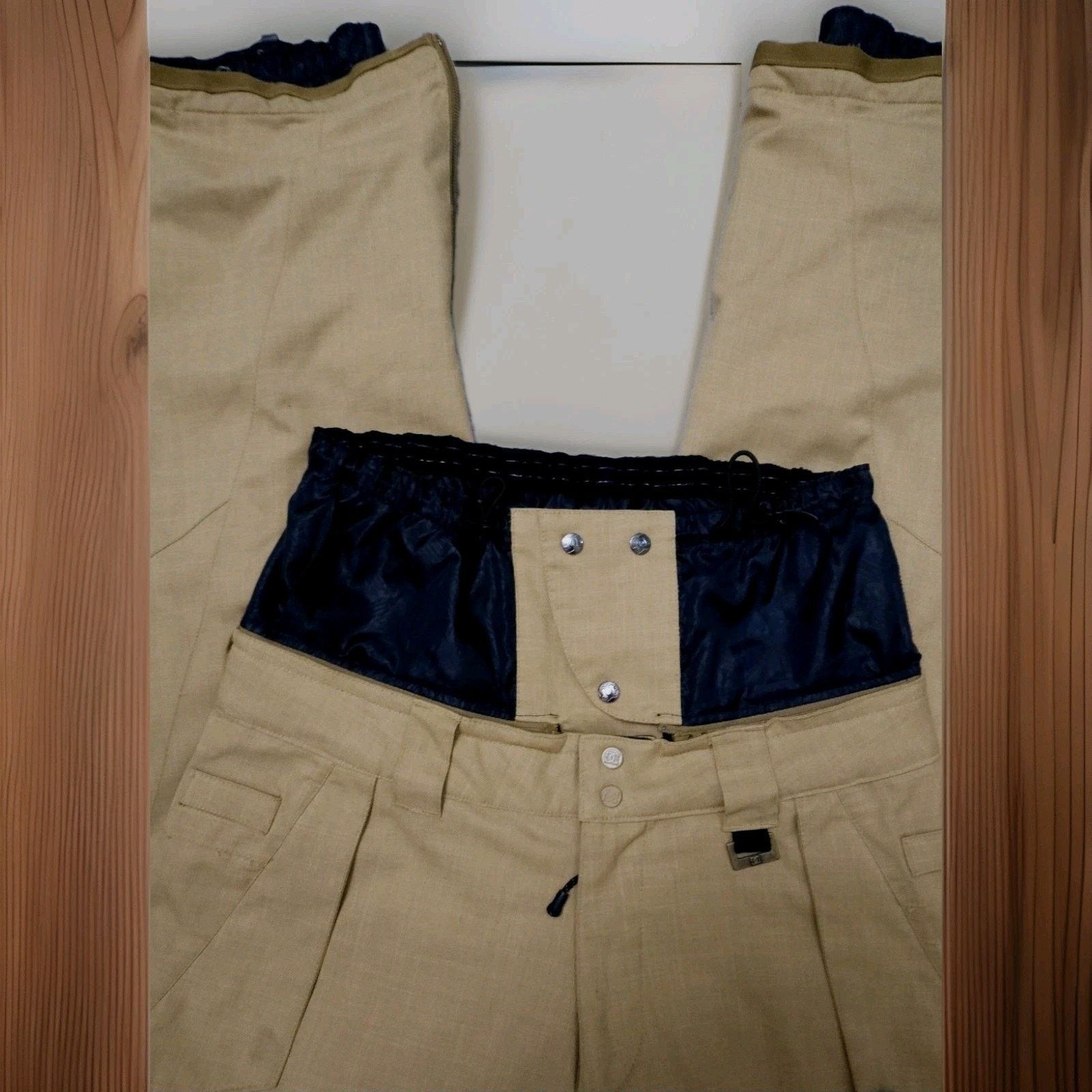 DC DC Exotex 10000 Y2K Snowboarding Cargo Pockets With High Top Size US 33 - 6 Thumbnail