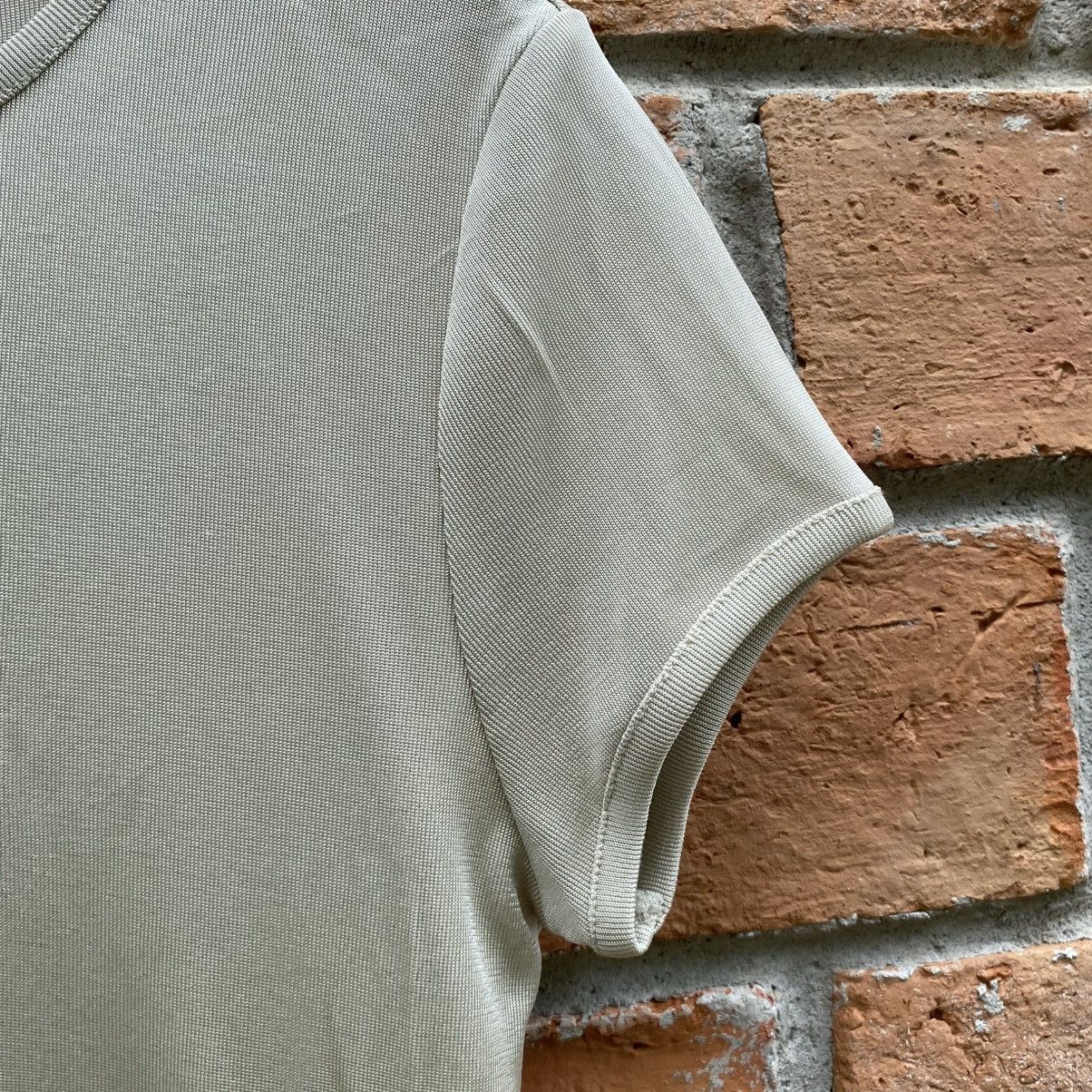 Yoshiyuki Konishi YOSHIYUKI KONISHI Soft Stretchy Fitted Tee – Beige Size M / US 6-8 / IT 42-44 - 9 Thumbnail