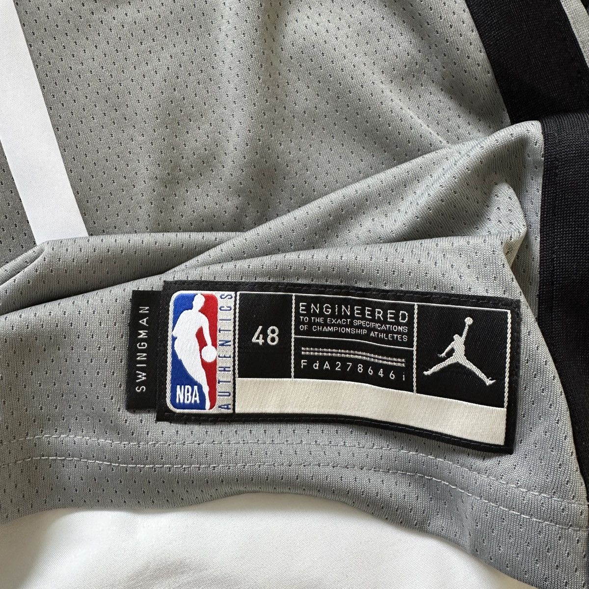 NBA × Nike Kyrie Irving Nets Nike Swingman Statement Jersey L New NBA Size US L / EU 52-54 / 3 - 10 Thumbnail