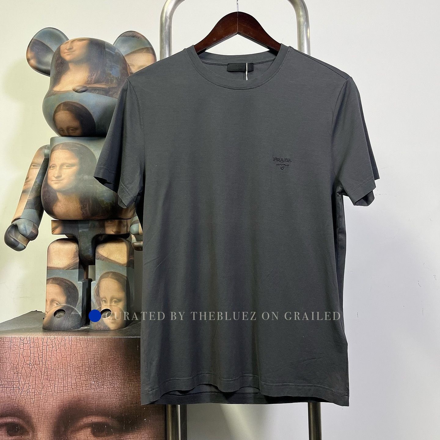 Prada Logo Print Gray T-Shirt in Size M Size US M / EU 48-50 / 2 - 1 Thumbnail