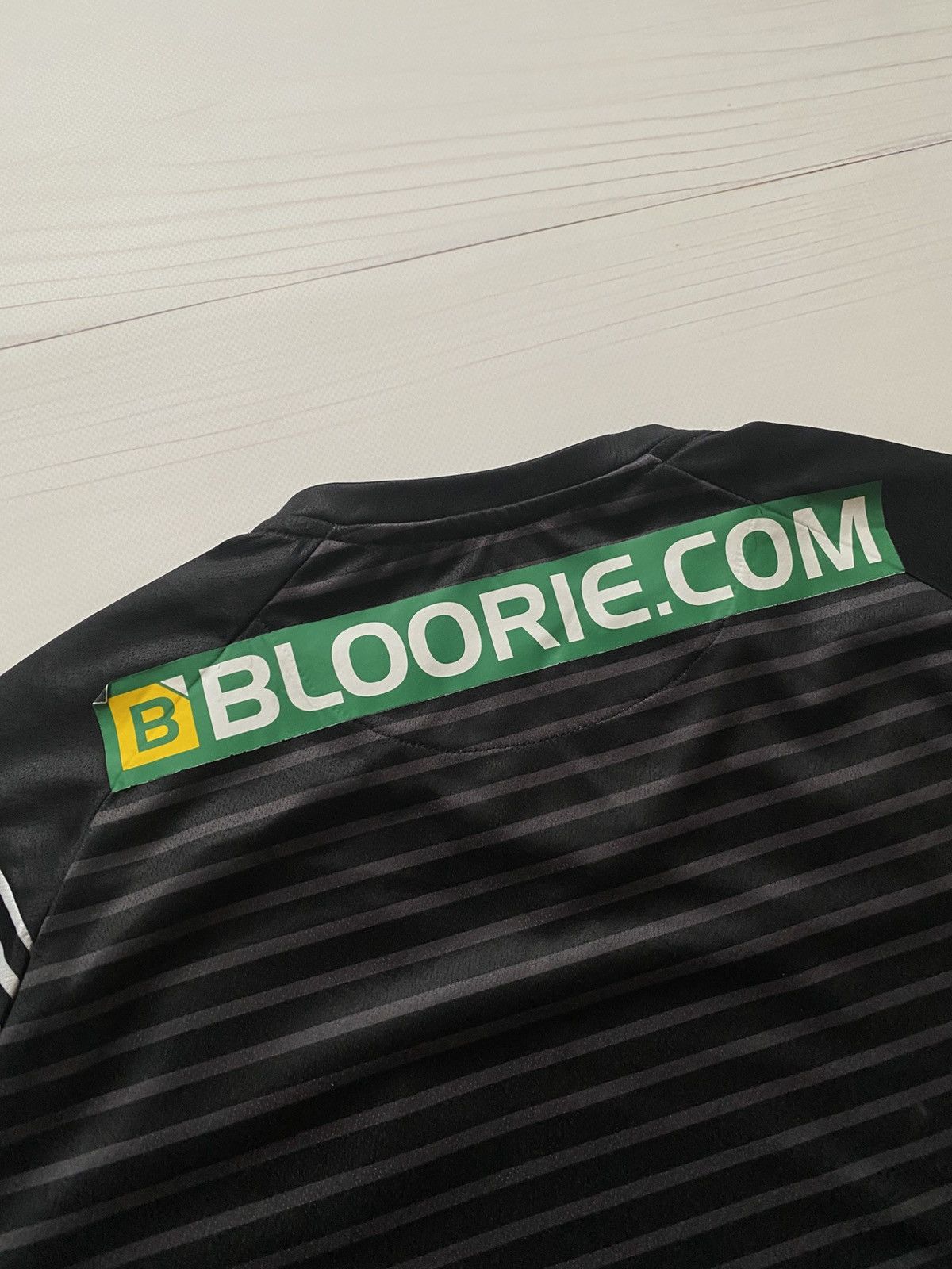 Errea Errea Norwich City 2017/18 away soccer football jersey Size US M / EU 48-50 / 2 - 6 Thumbnail