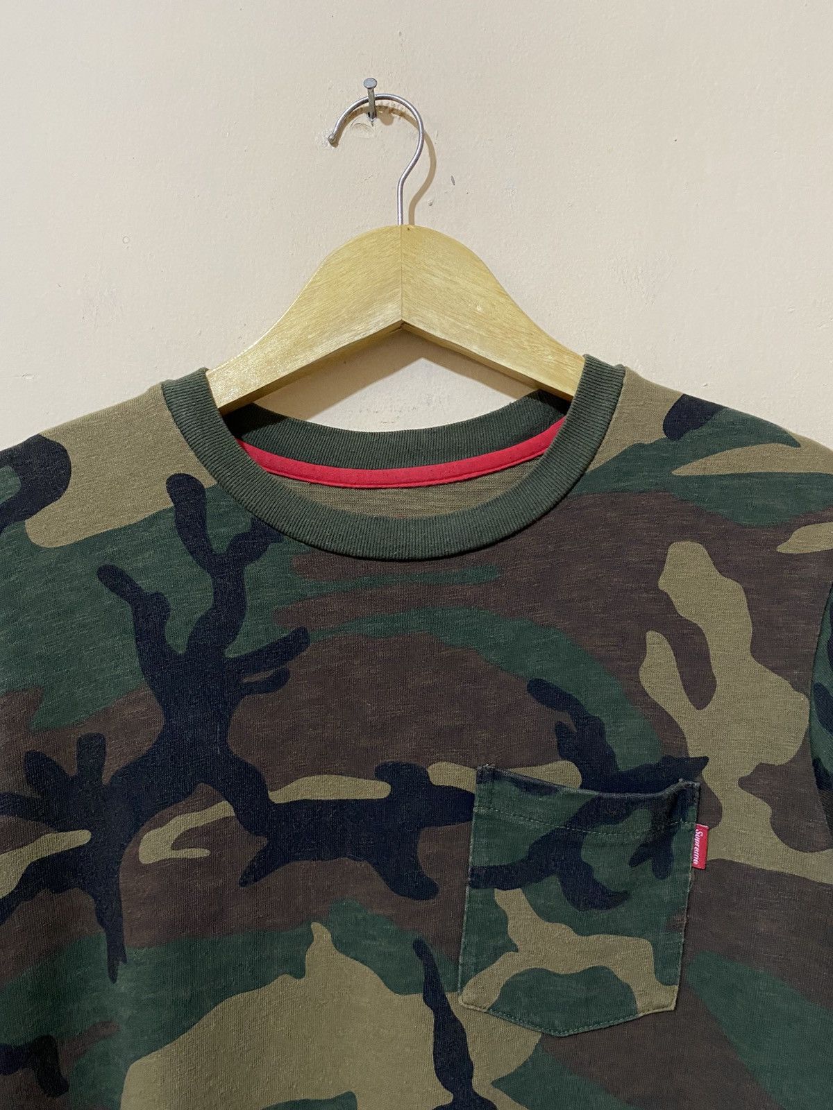 Supreme Supreme Army Camo Pocket Tee Size US S / EU 44-46 / 1 - 3 Thumbnail
