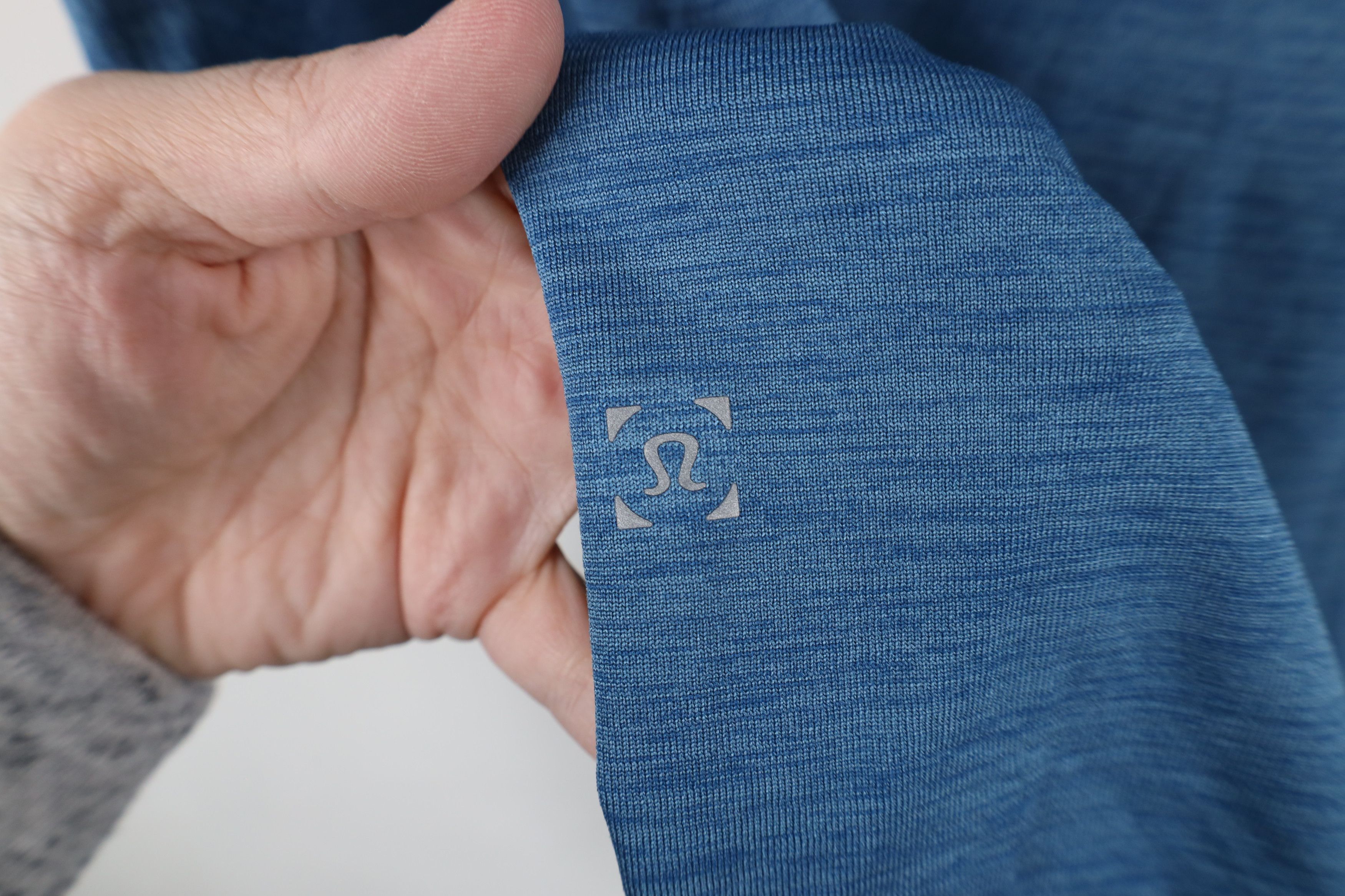 Lululemon Lululemon Metal Vent Tech Collared Golf Polo Shirt Blue Size US L / EU 52-54 / 3 - 10 Thumbnail