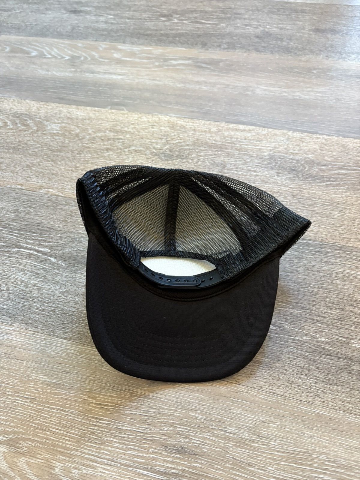 NHL Sacramento Kings Trucker Hat Size ONE SIZE - 2 Thumbnail