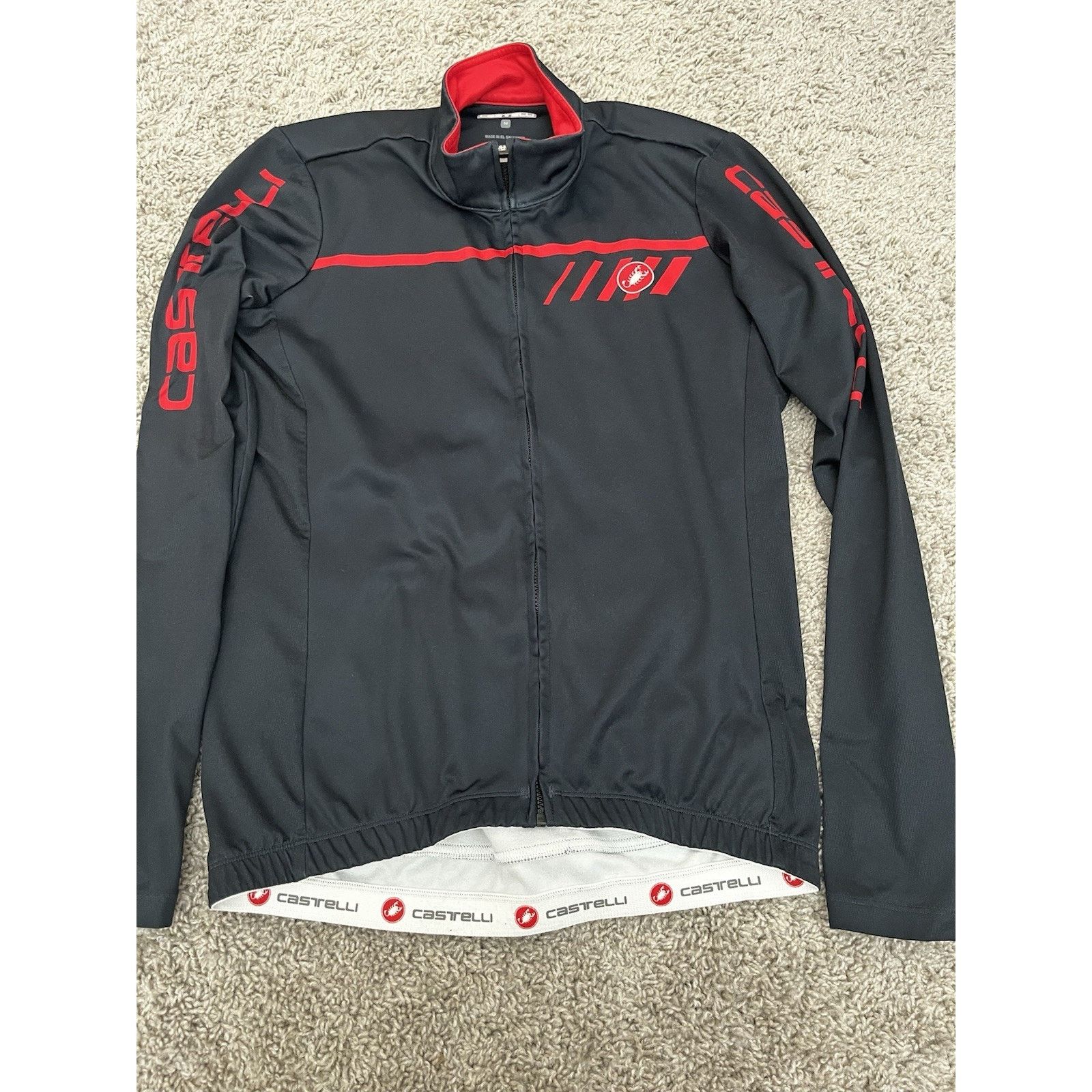 Other Castelli Long Sleeve Cycling Jersey Medium Black Red Zip Size US M / EU 48-50 / 2 - 4 Thumbnail
