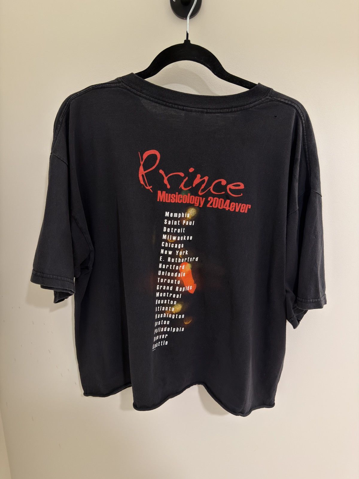 Vintage Prince “Musicology 2004ever” Tour T-Shirt Size US XL / EU 56 / 4 - 2 Thumbnail
