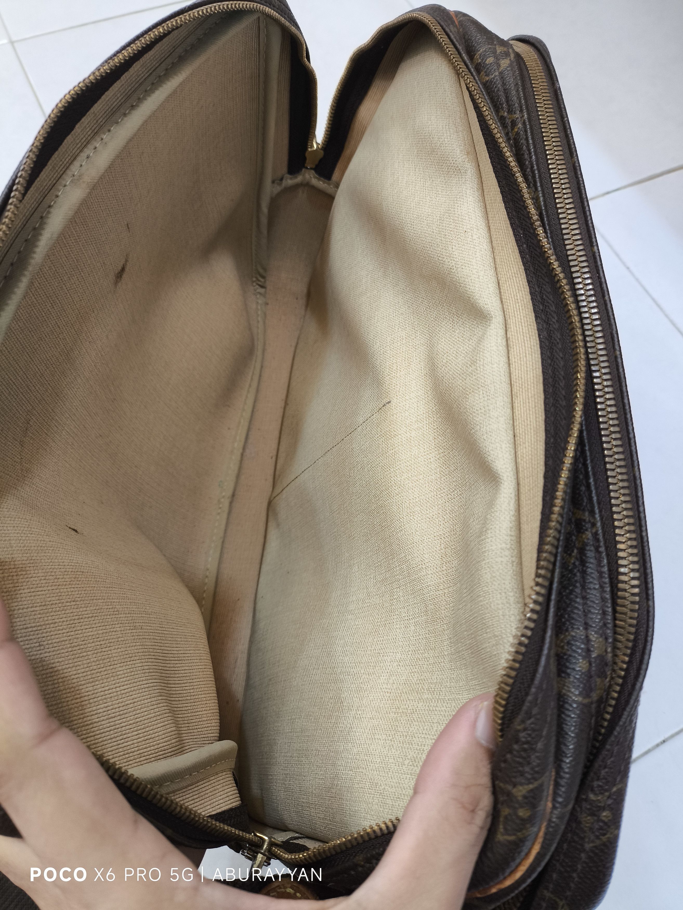 Louis Vuitton Louis Vuitton Monogram GM Reporter Messenger Bag Size ONE SIZE - 7 Thumbnail